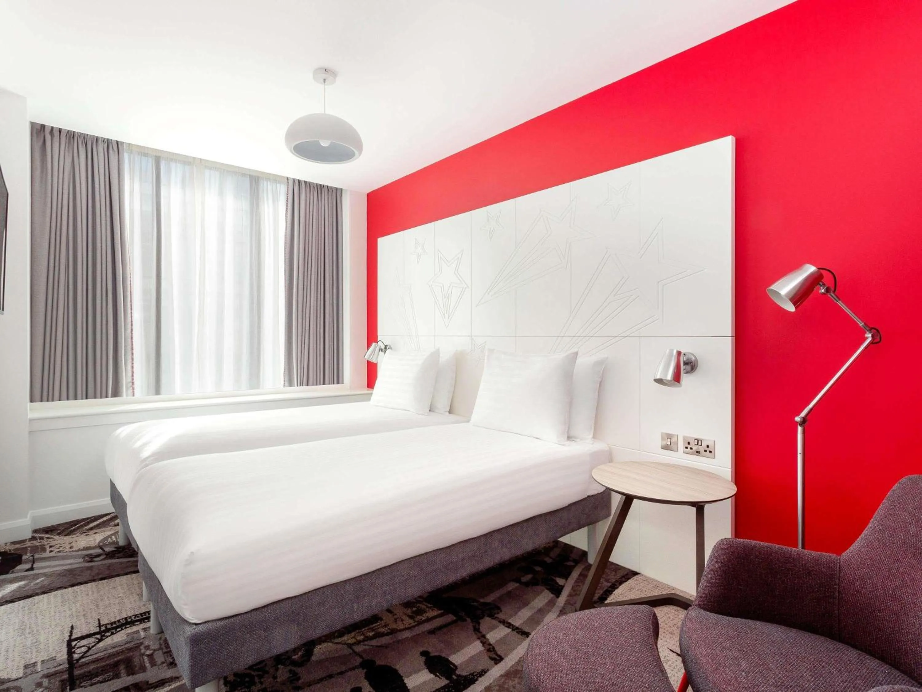 Bedroom, Bed in ibis Styles Glasgow Central