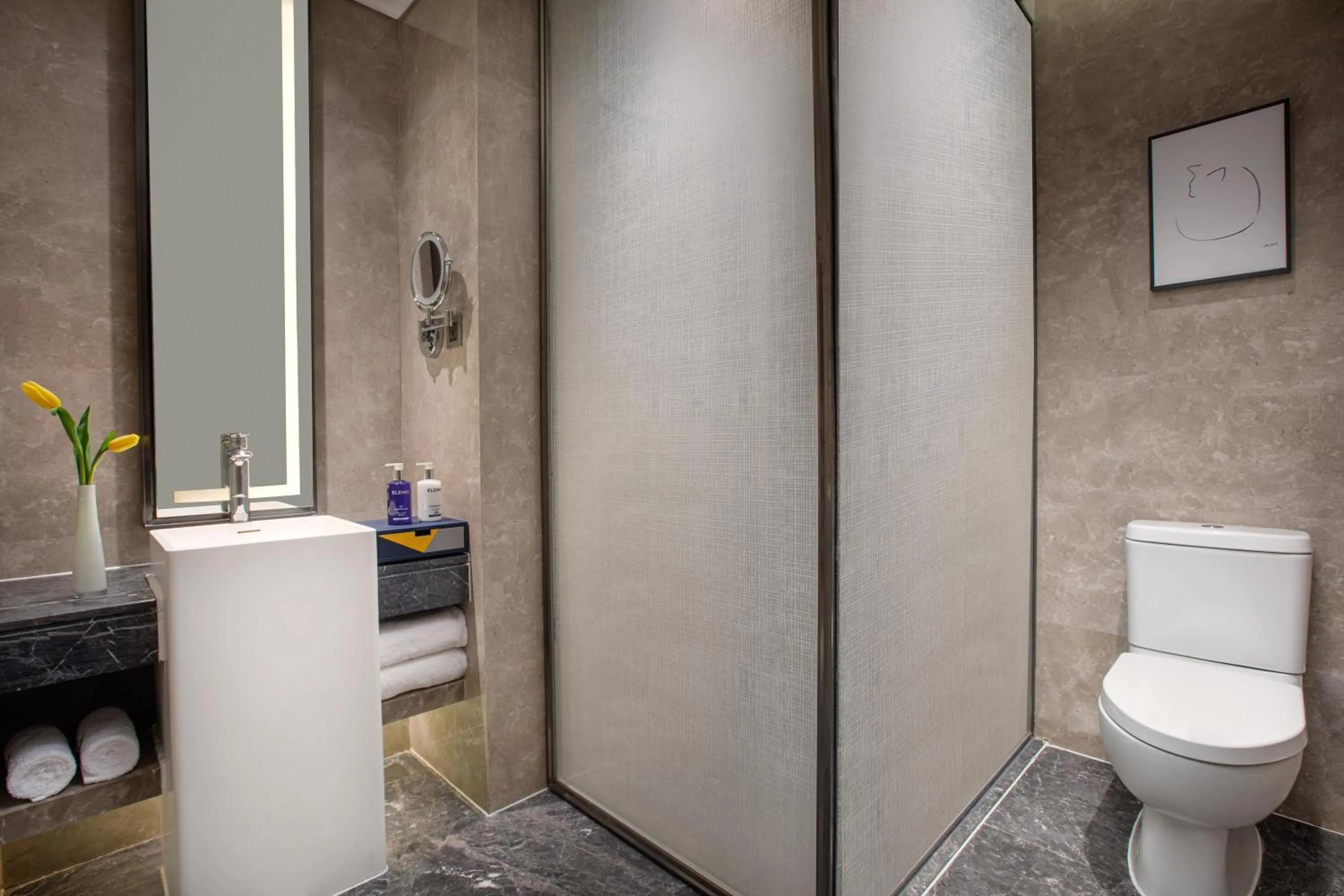 Bathroom in voco Xian ETDZ by IHG