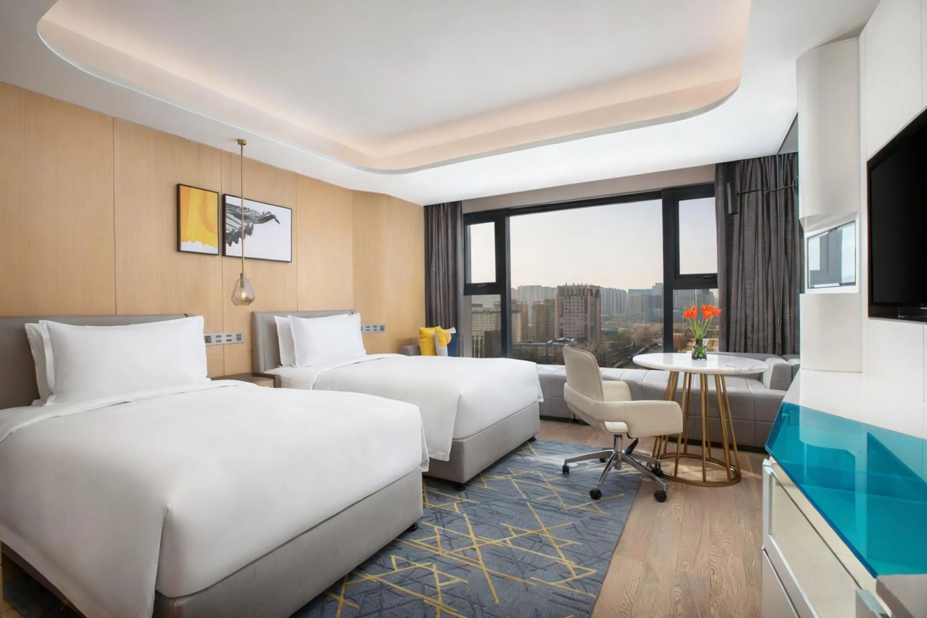 Photo of the whole room, Bed in voco Xian ETDZ by IHG