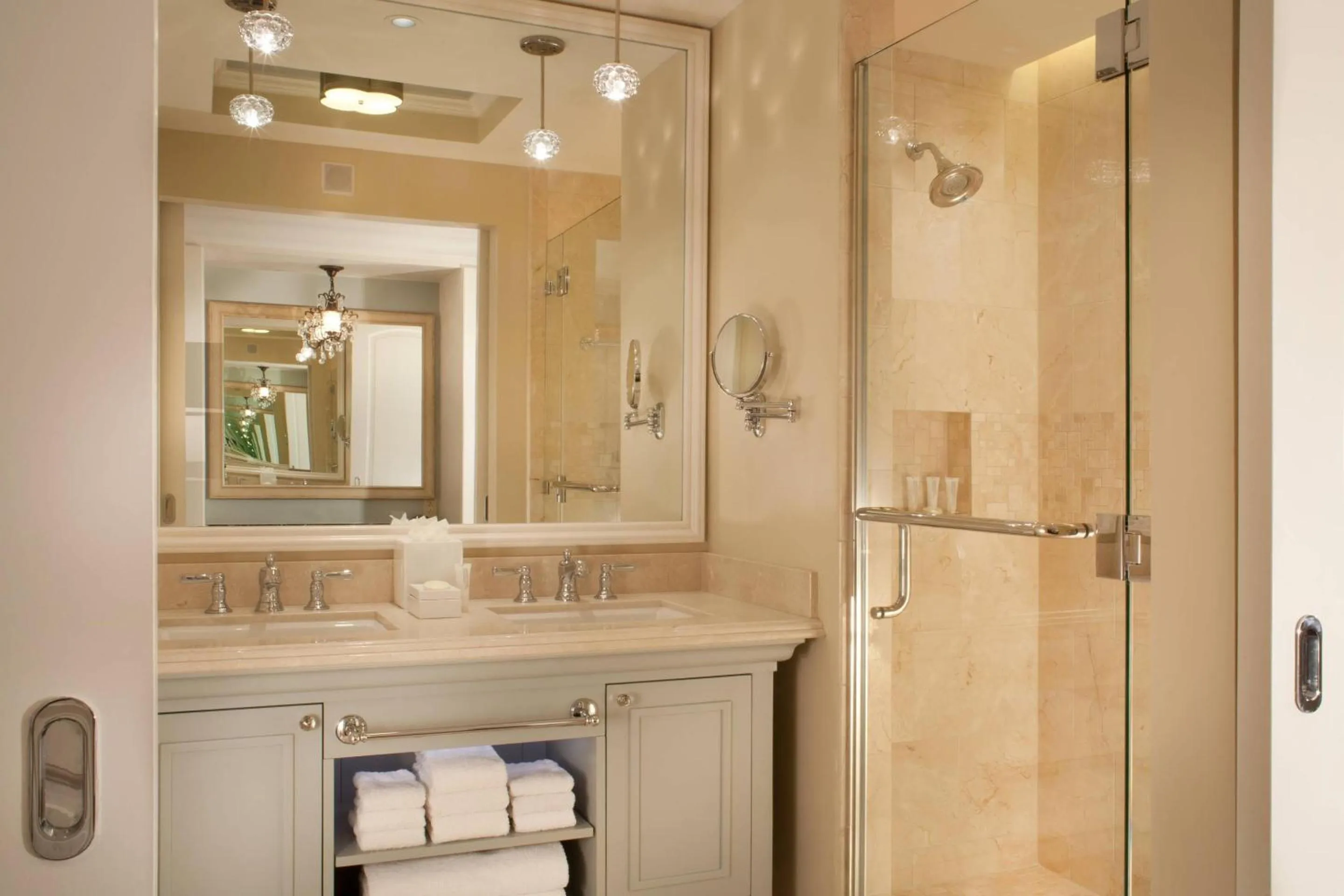 Bedroom in Bluegreen Vacations Eilan Hotel and Spa, an Ascend Collection Resort