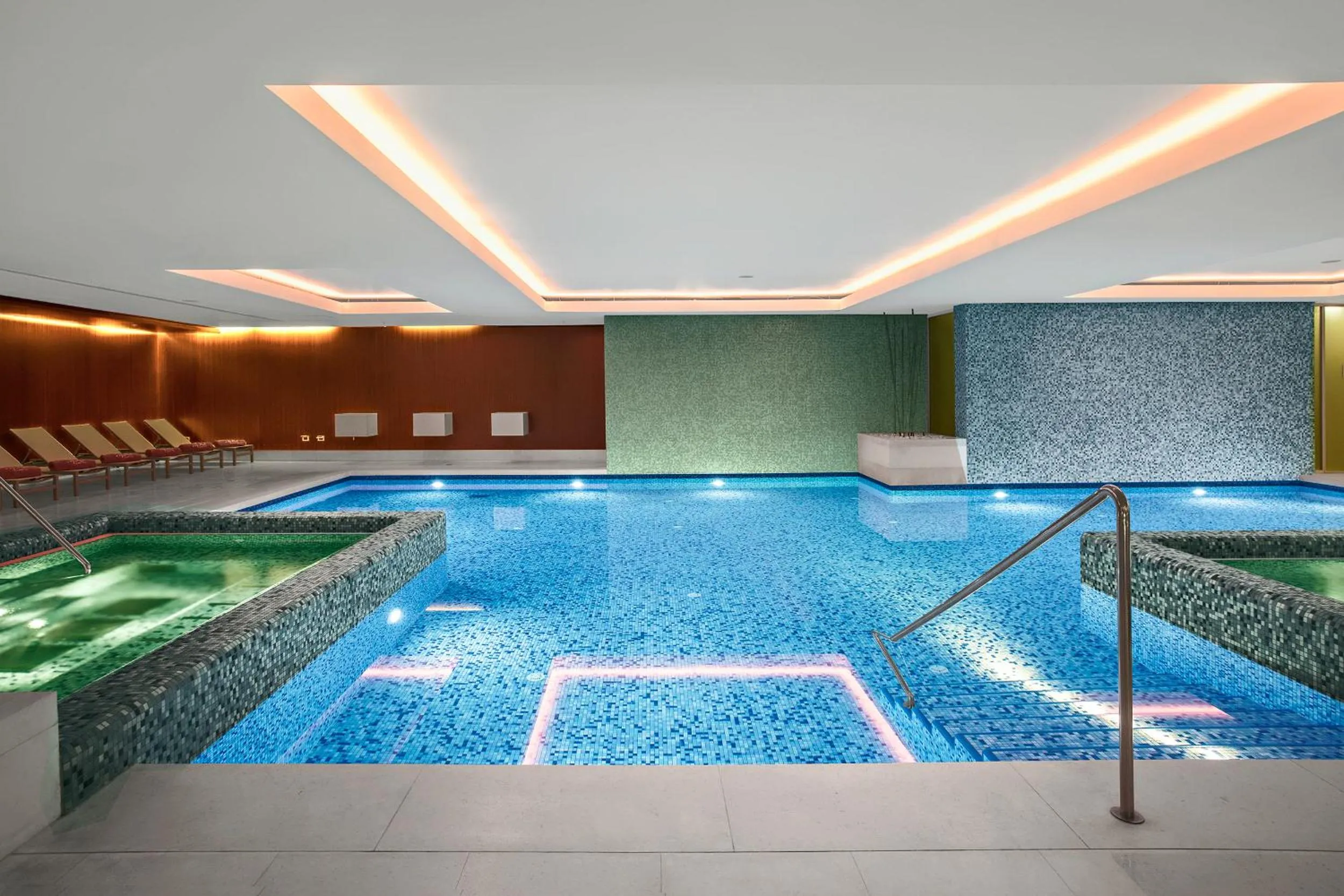 Swimming pool in Perla, Resort & Entertainment