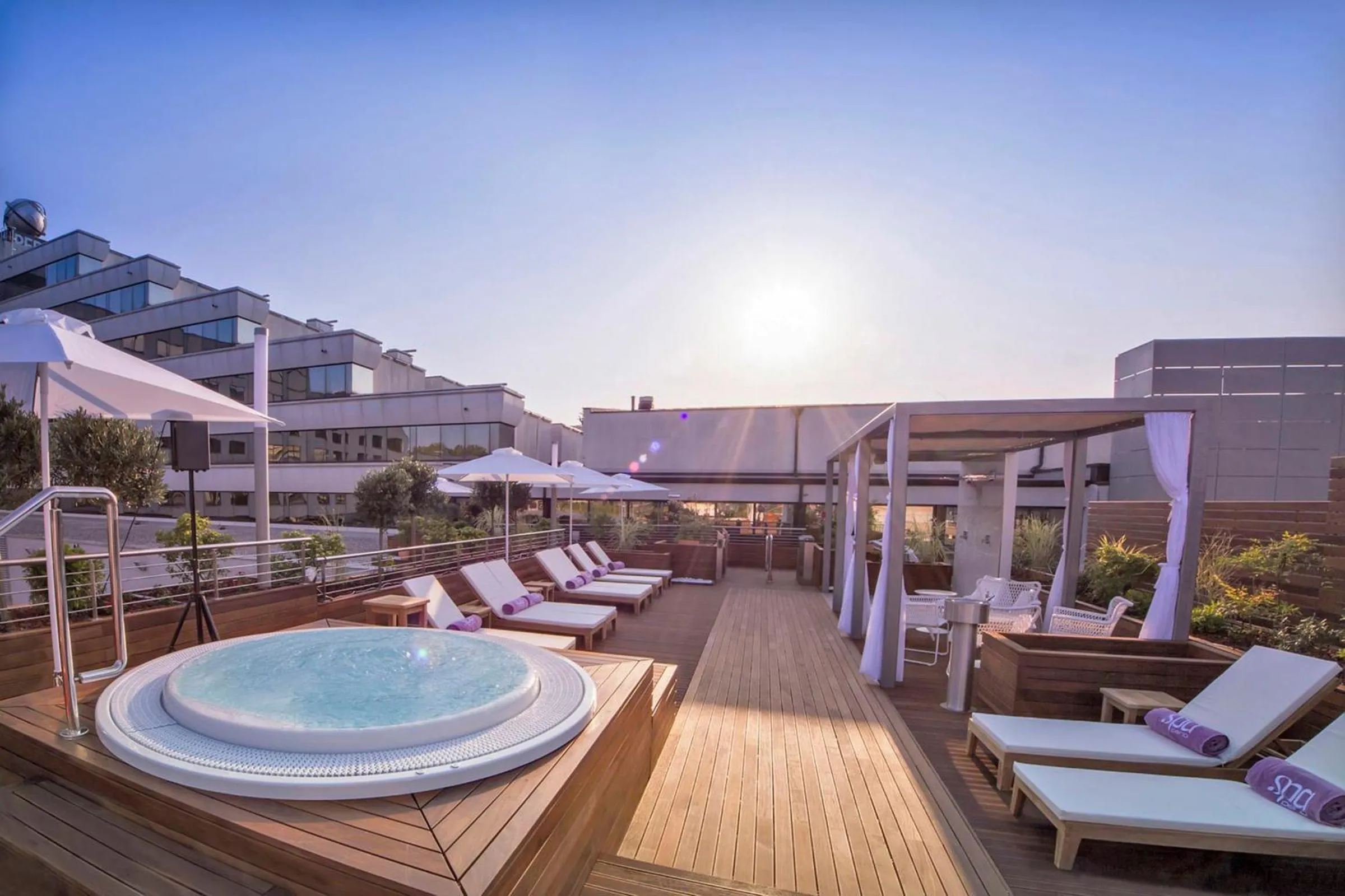 Day in Perla, Resort & Entertainment