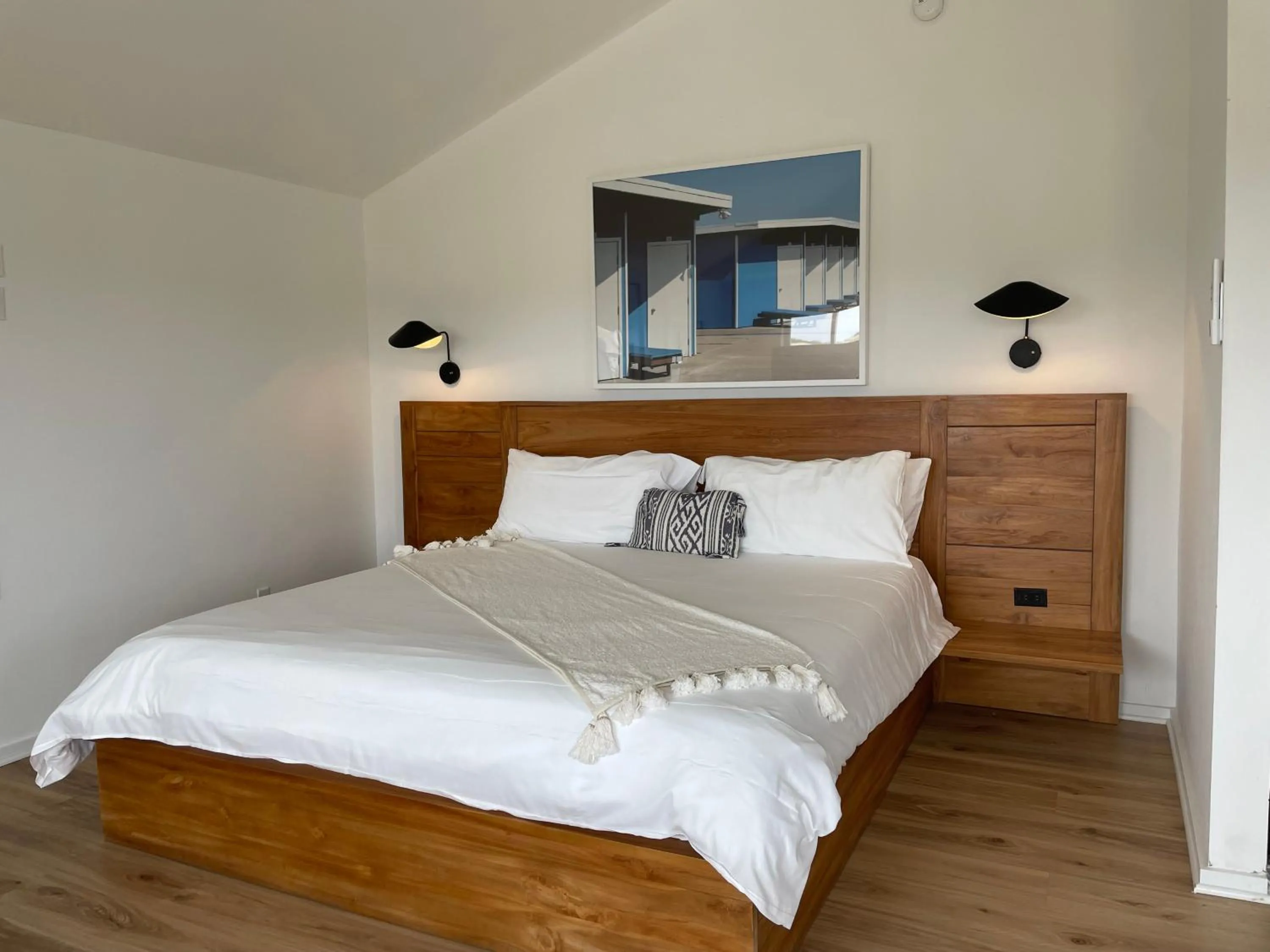 Bedroom, Bed in Hero Beach Club