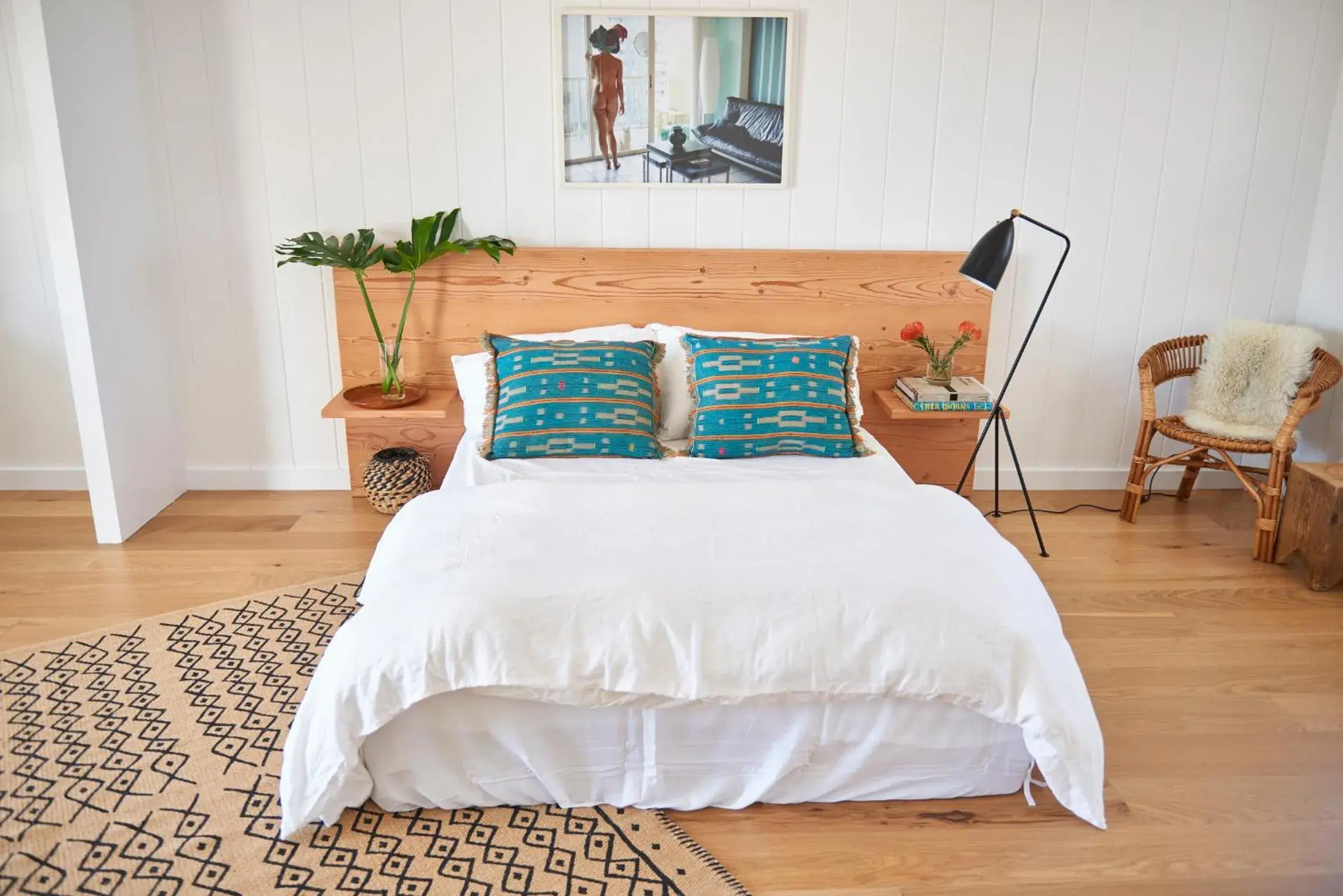 Queen Room in Hero Beach Club Queen Room in Hero Beach Club