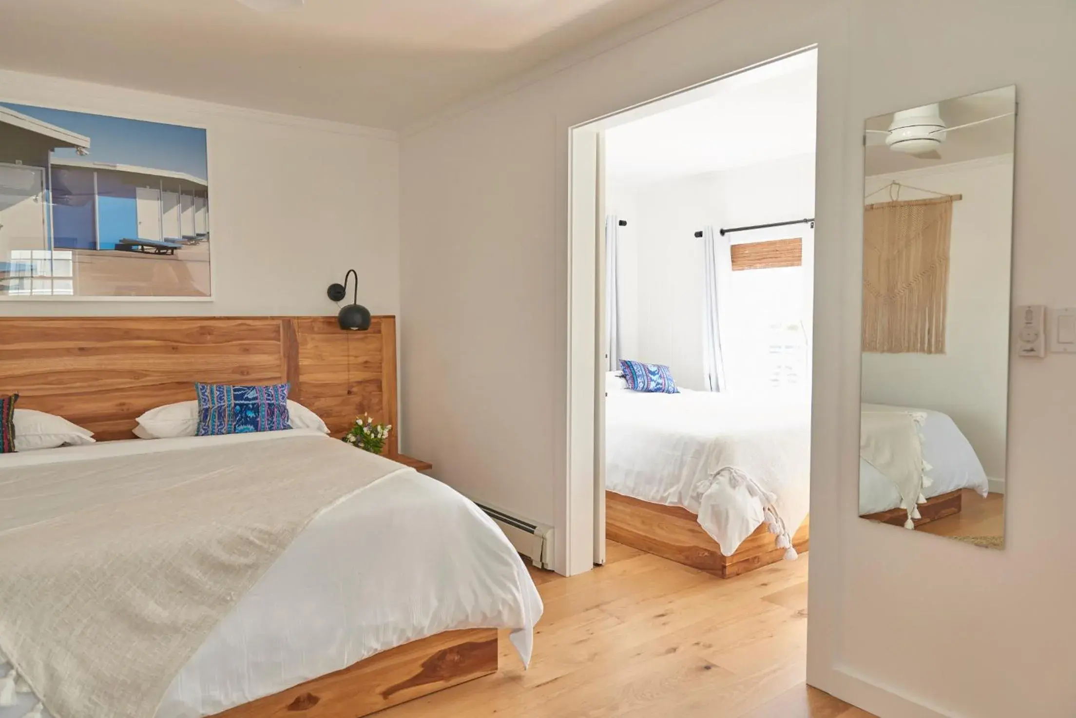 Deluxe Suite in Hero Beach Club Deluxe Suite in Hero Beach Club