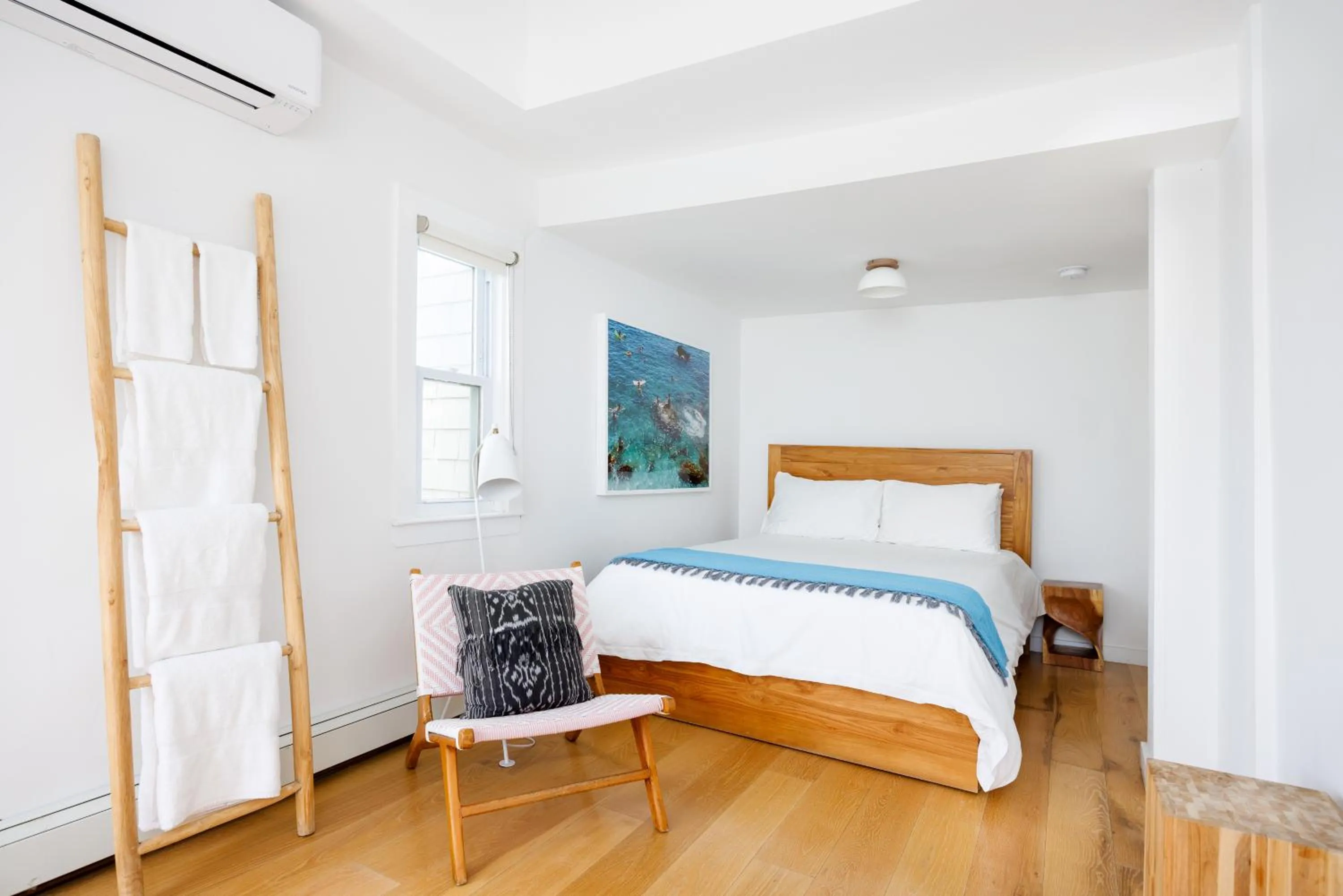 Bedroom, Bed in Hero Beach Club