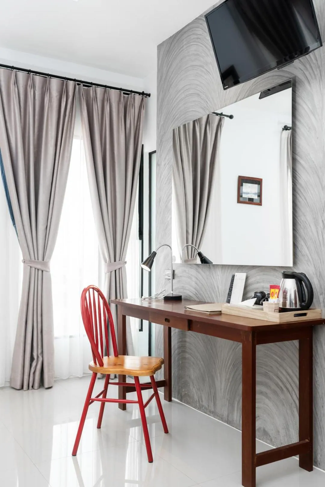 Seating area in S 2 Modern Boutique Hotel