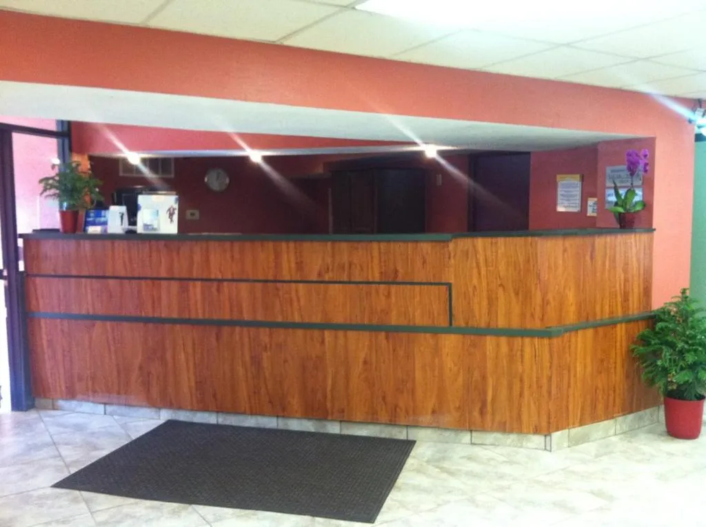 Lobby or reception in Days Inn by Wyndham Cleveland Lakewood