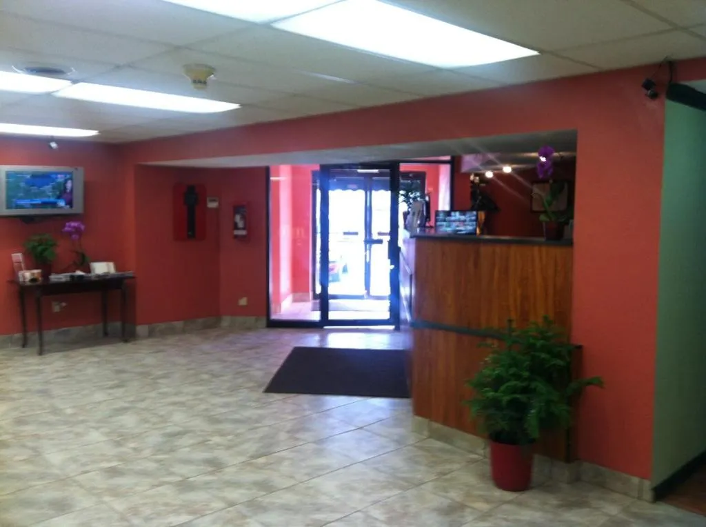 Lobby or reception in Days Inn by Wyndham Cleveland Lakewood