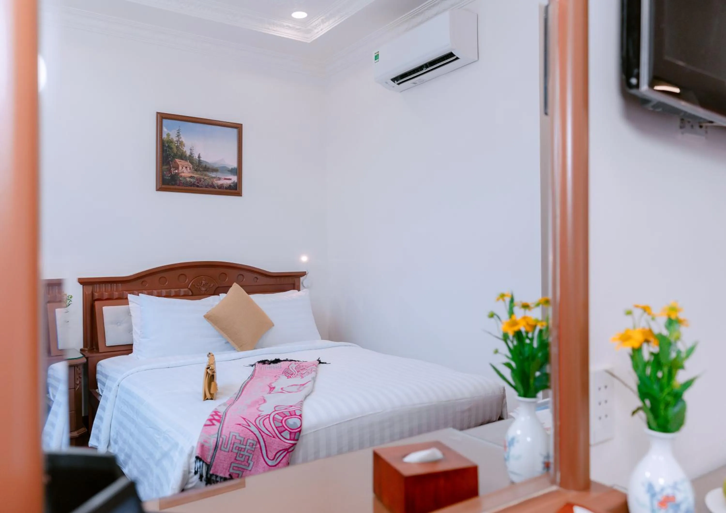 Bed in A25 Hotel - 145 Lê Thị Riêng