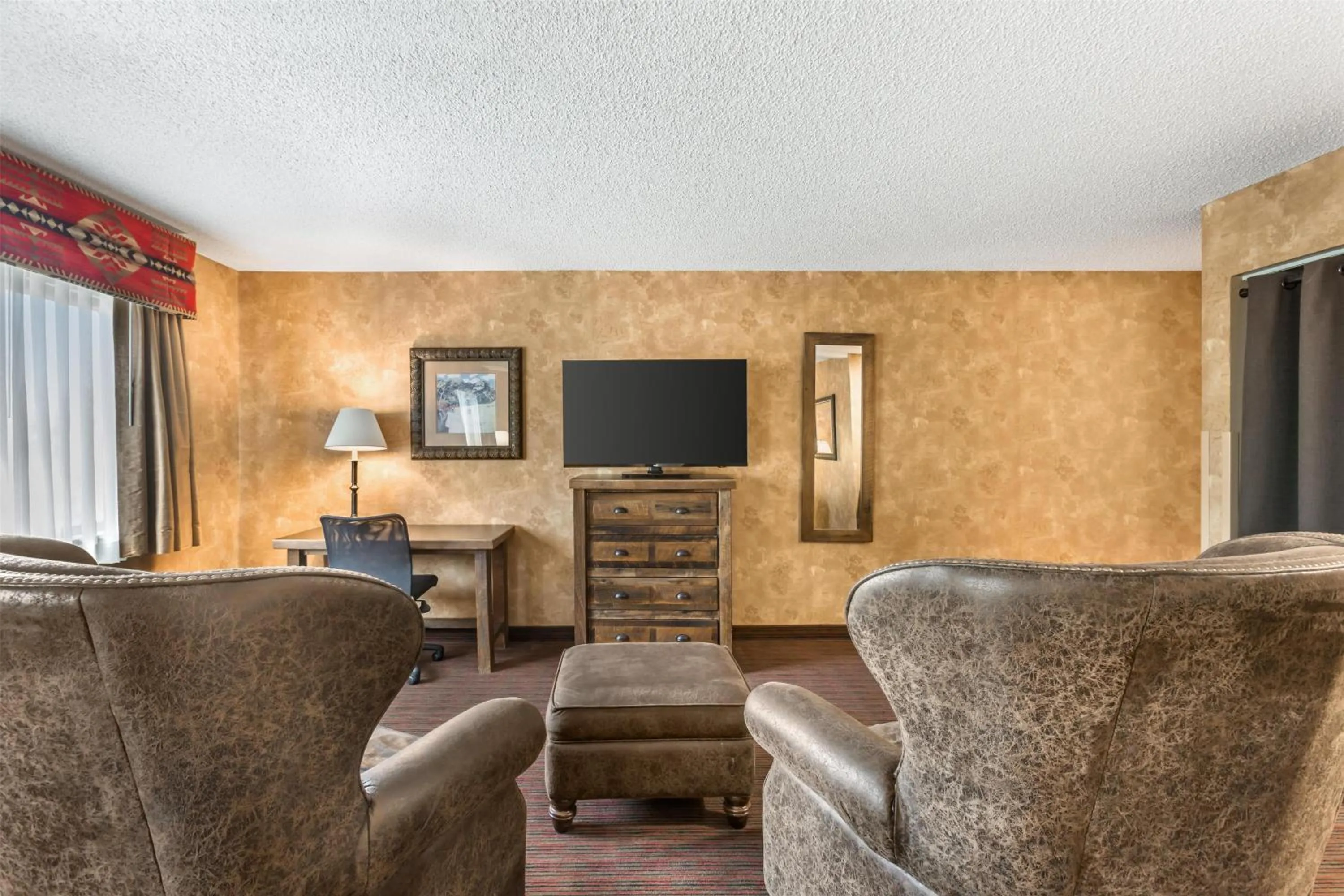 Bedroom in Best Western Plus Inn of Santa Fe