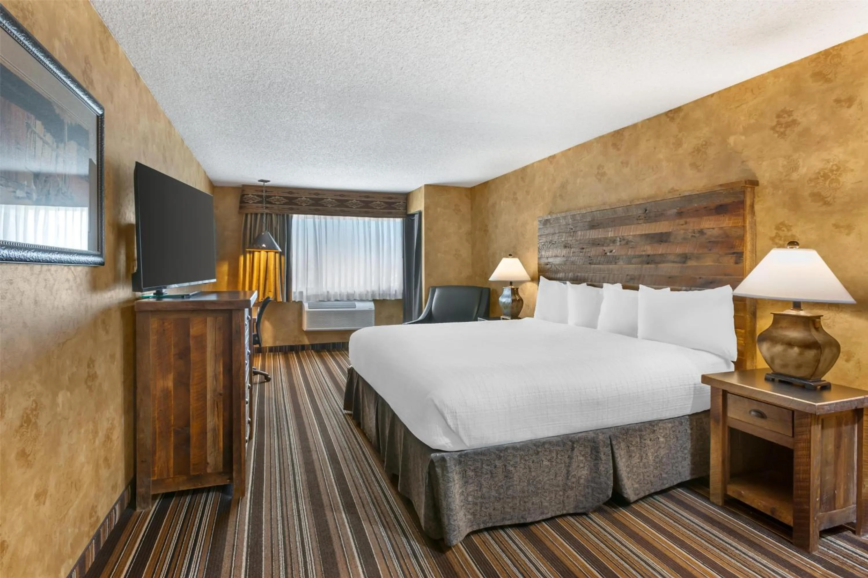 Bedroom, Bed in Best Western Plus Inn of Santa Fe