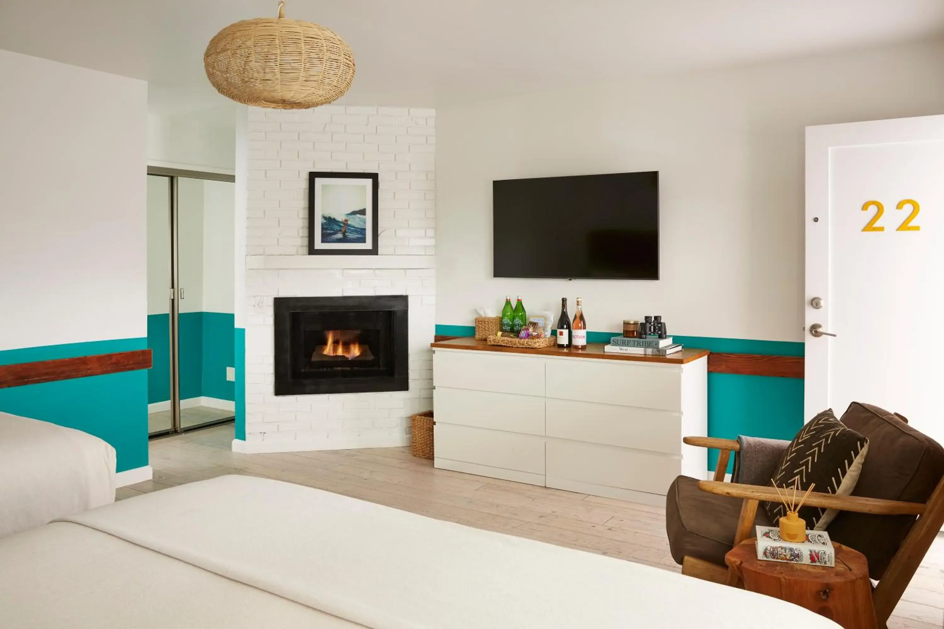 Double Room with Fireplace in Cambria Beach Lodge Double Room with Fireplace in Cambria Beach Lodge