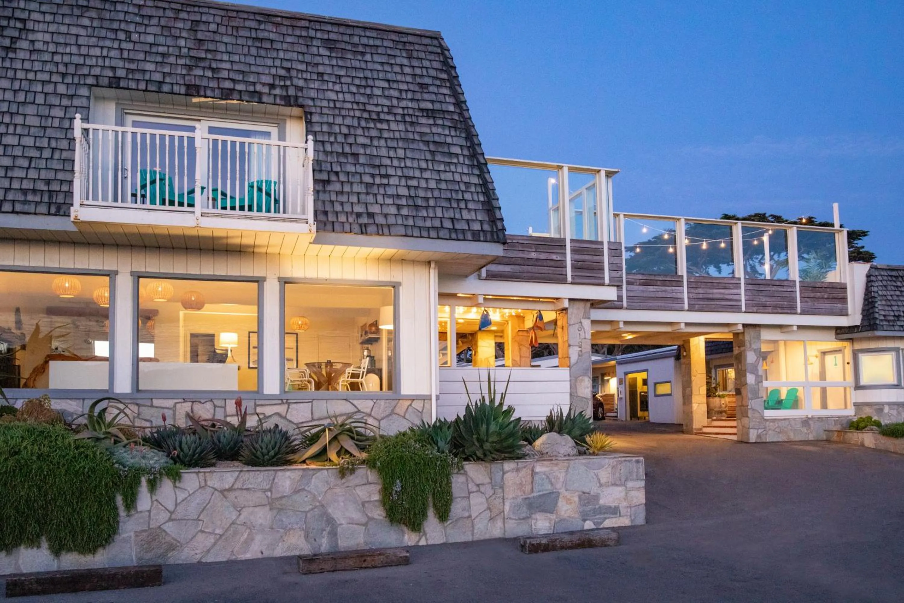 Property building in Cambria Beach Lodge
