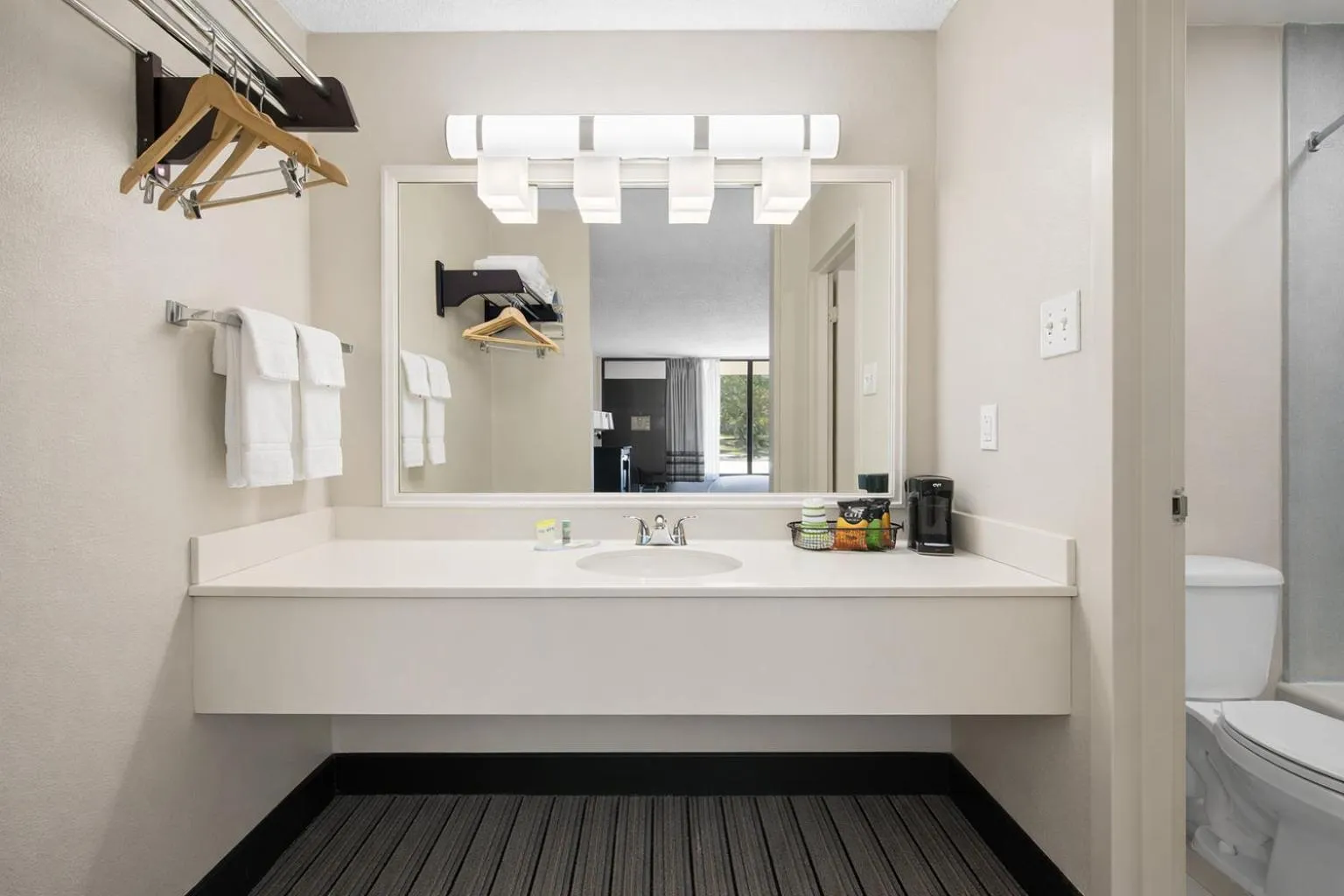 Bathroom in Hotel Francis