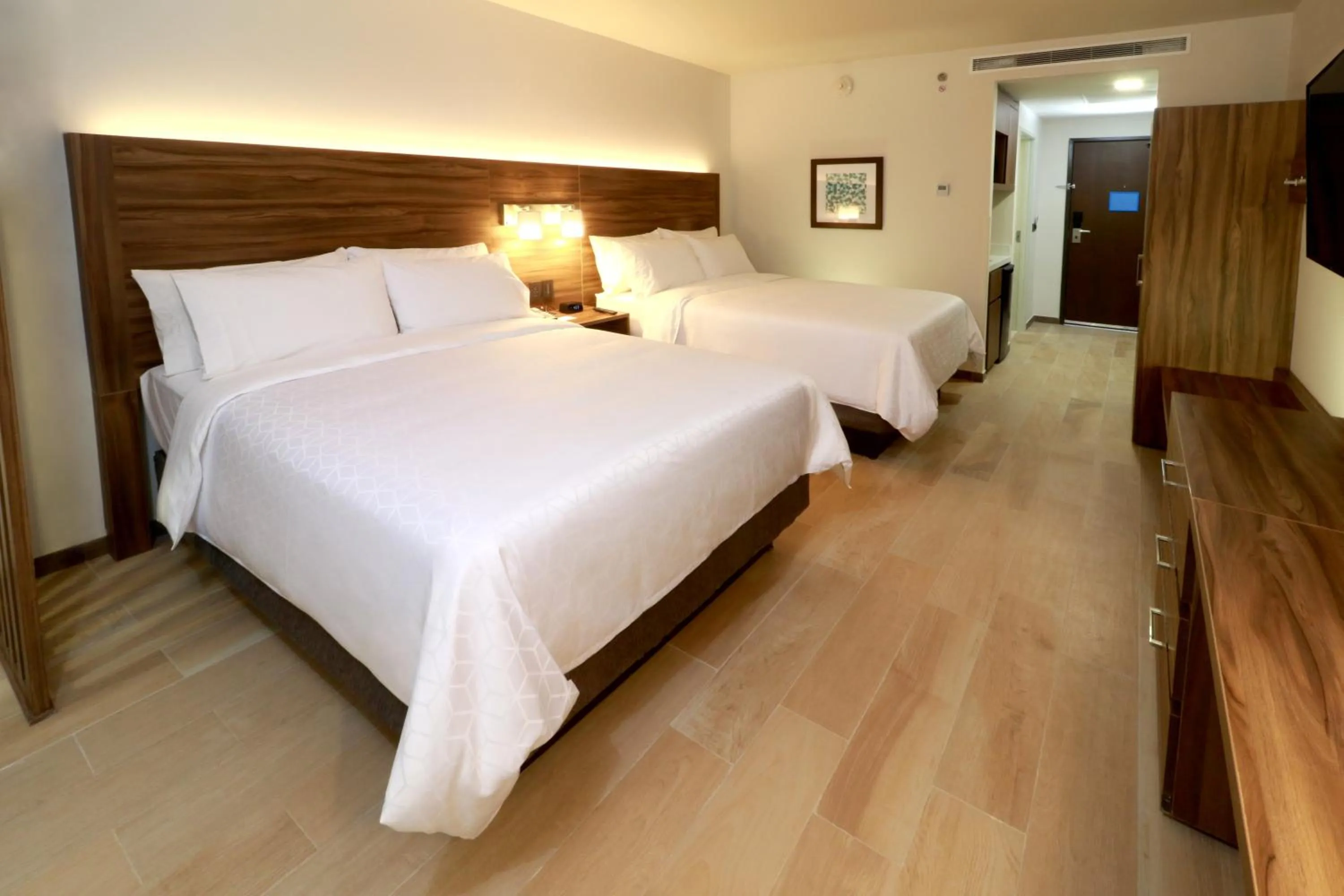 Photo of the whole room, Bed in Holiday Inn Express & Suites - Playa del Carmen by IHG