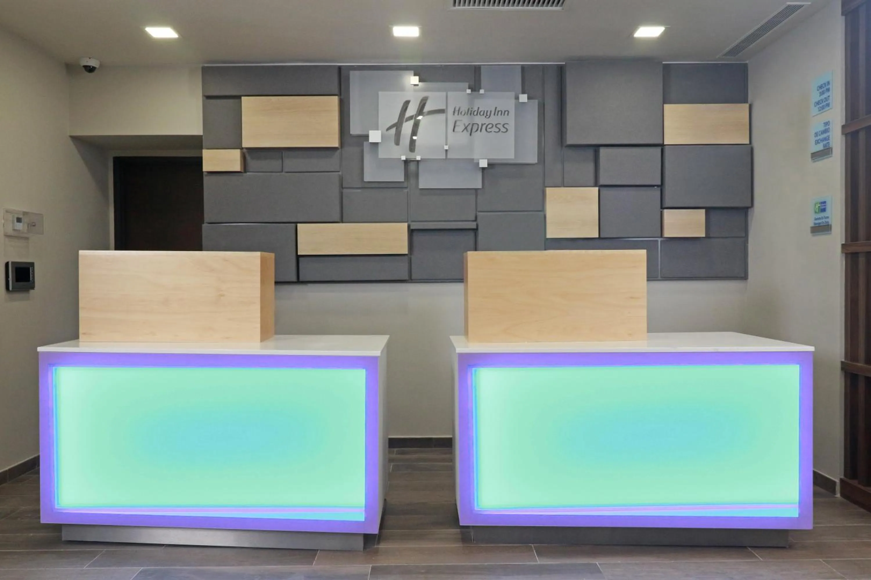 Property building in Holiday Inn Express & Suites - Playa del Carmen by IHG