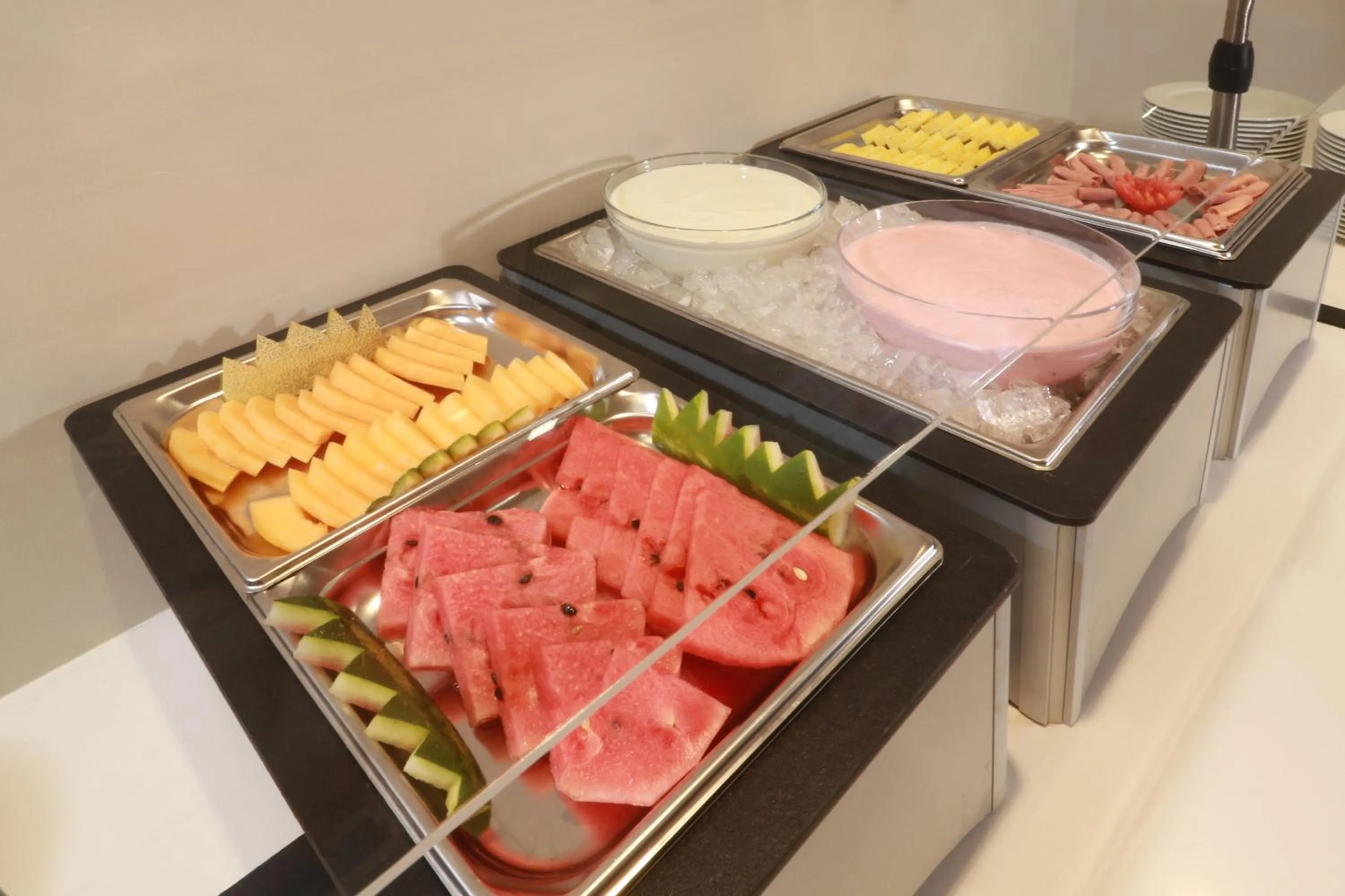 Breakfast in Holiday Inn Express & Suites - Playa del Carmen by IHG