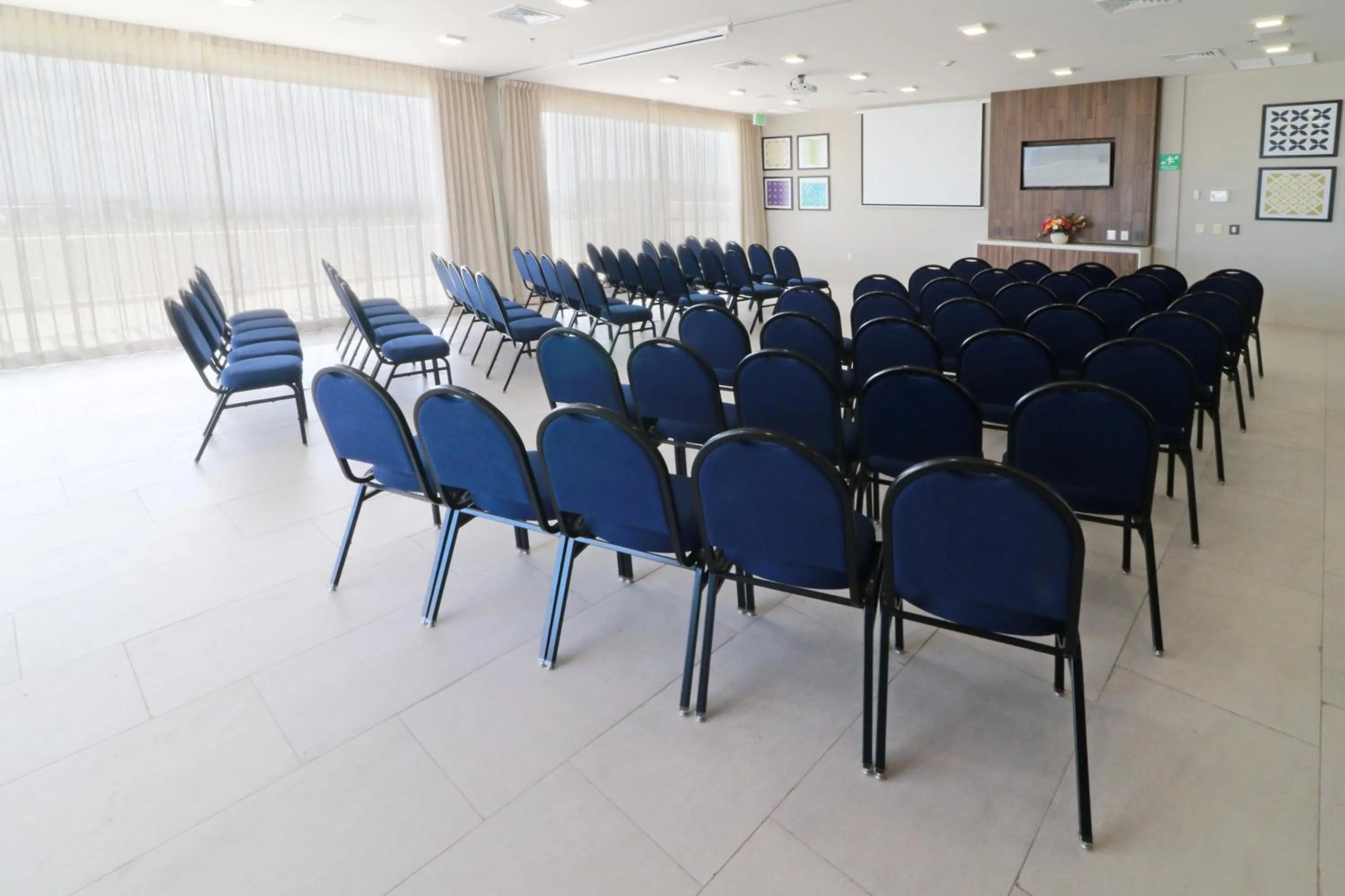 Meeting/conference room in Holiday Inn Express & Suites - Playa del Carmen by IHG
