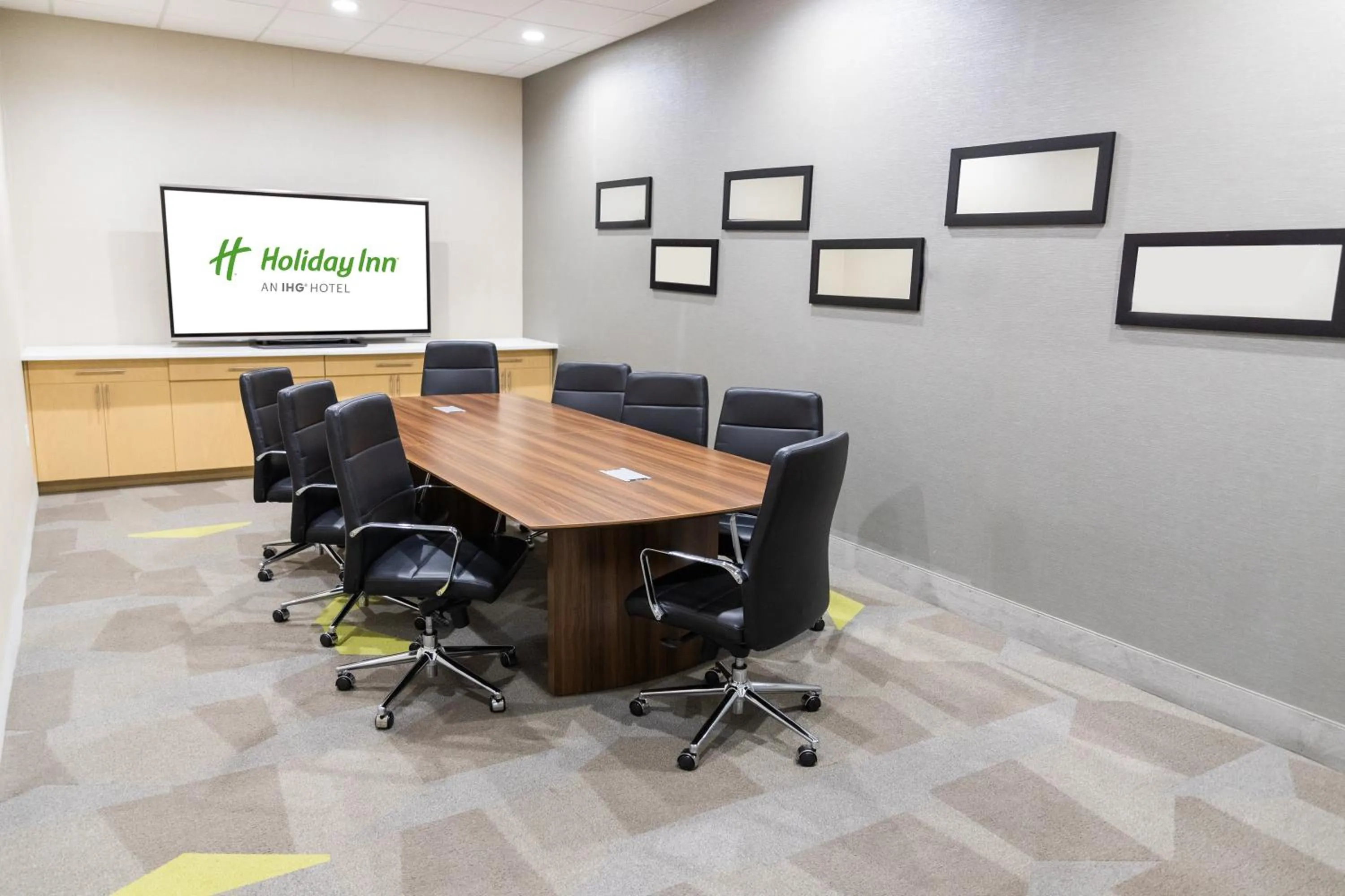 Meeting/conference room in Holiday Inn Hattiesburg - North by IHG