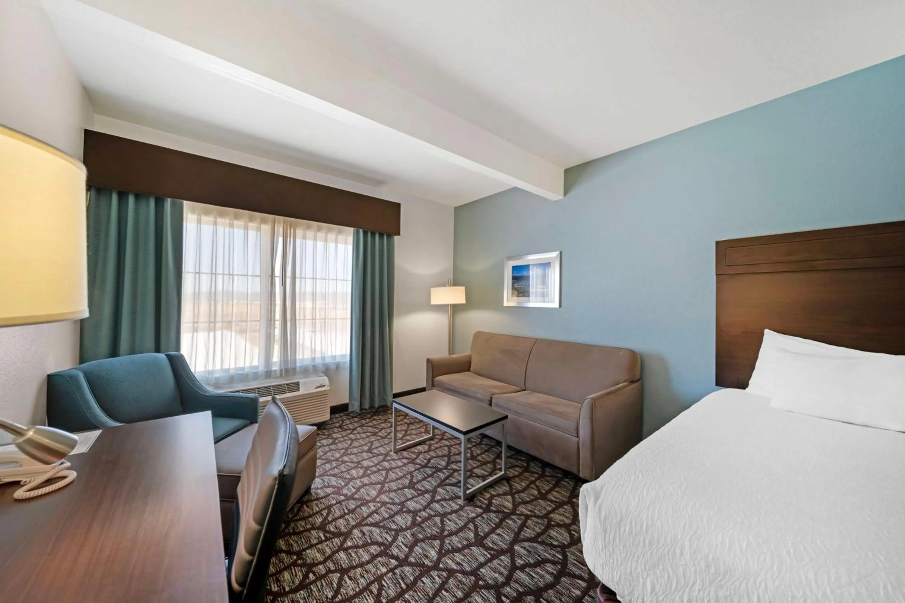 Bedroom, Bed in Best Western Crater Lake Highway White City/Medford