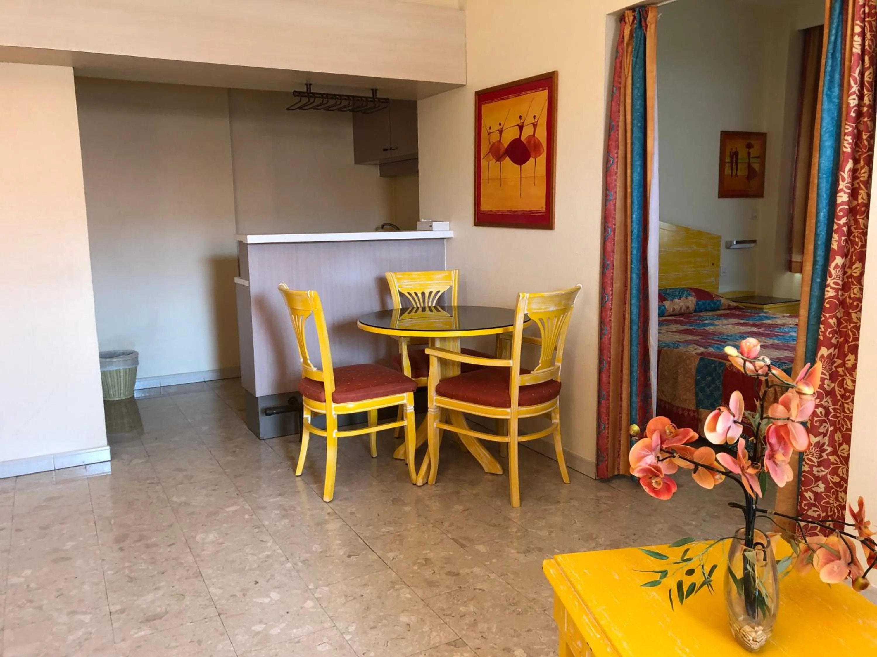 Dining area in Hotel La Galleria