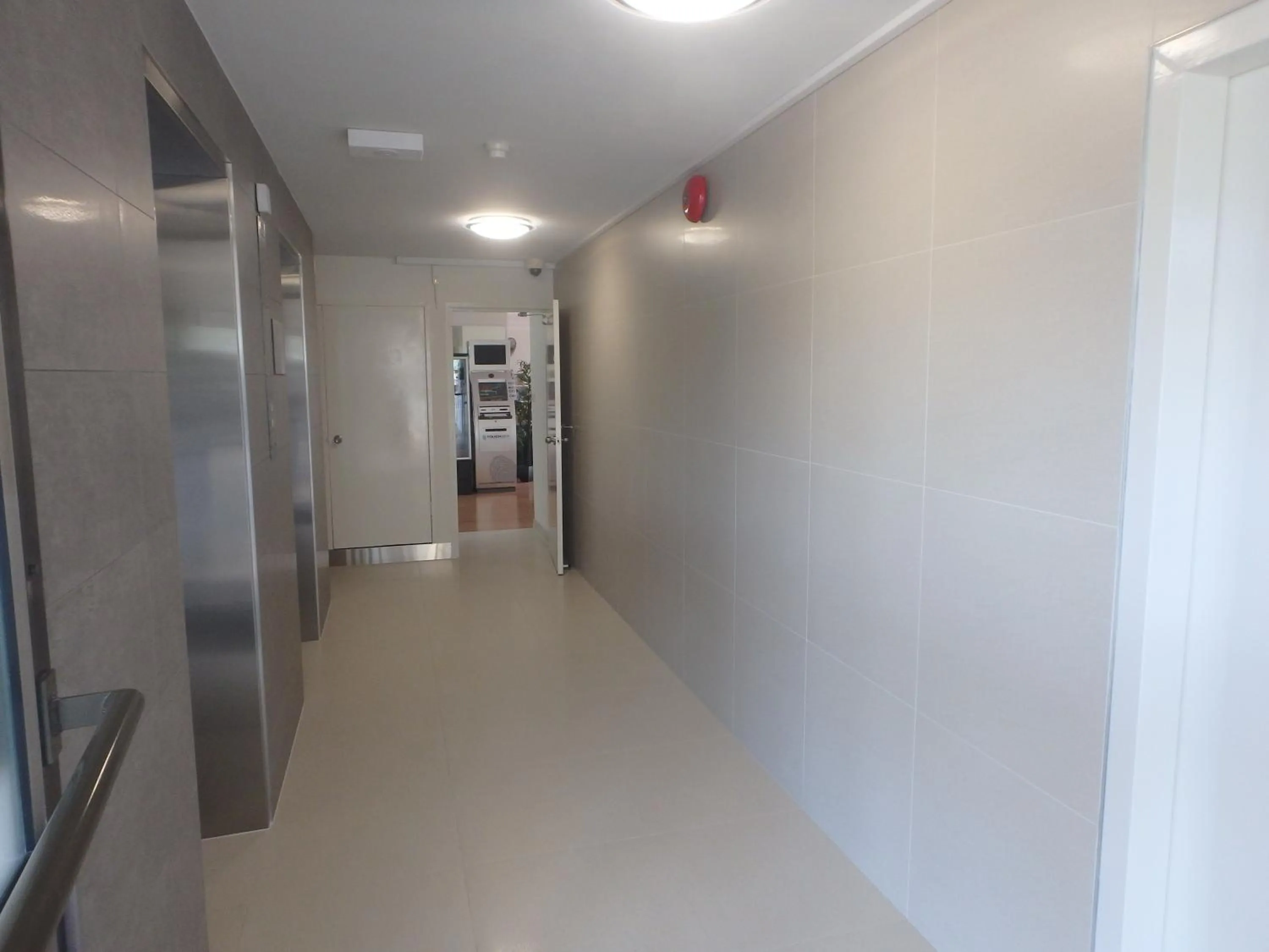 Facade/entrance in Burleigh Gardens North Hi-Rise Holiday Apartments