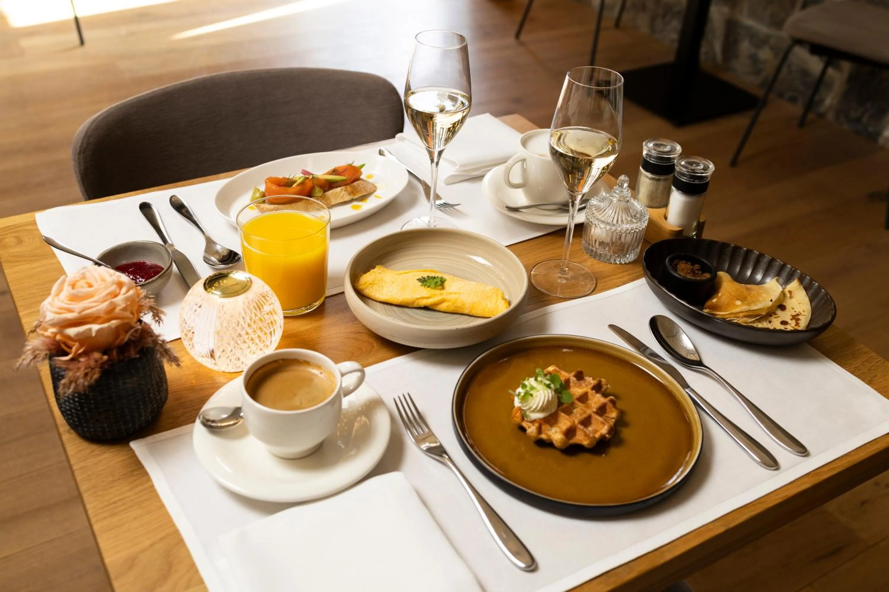 Breakfast in Château de Vignée