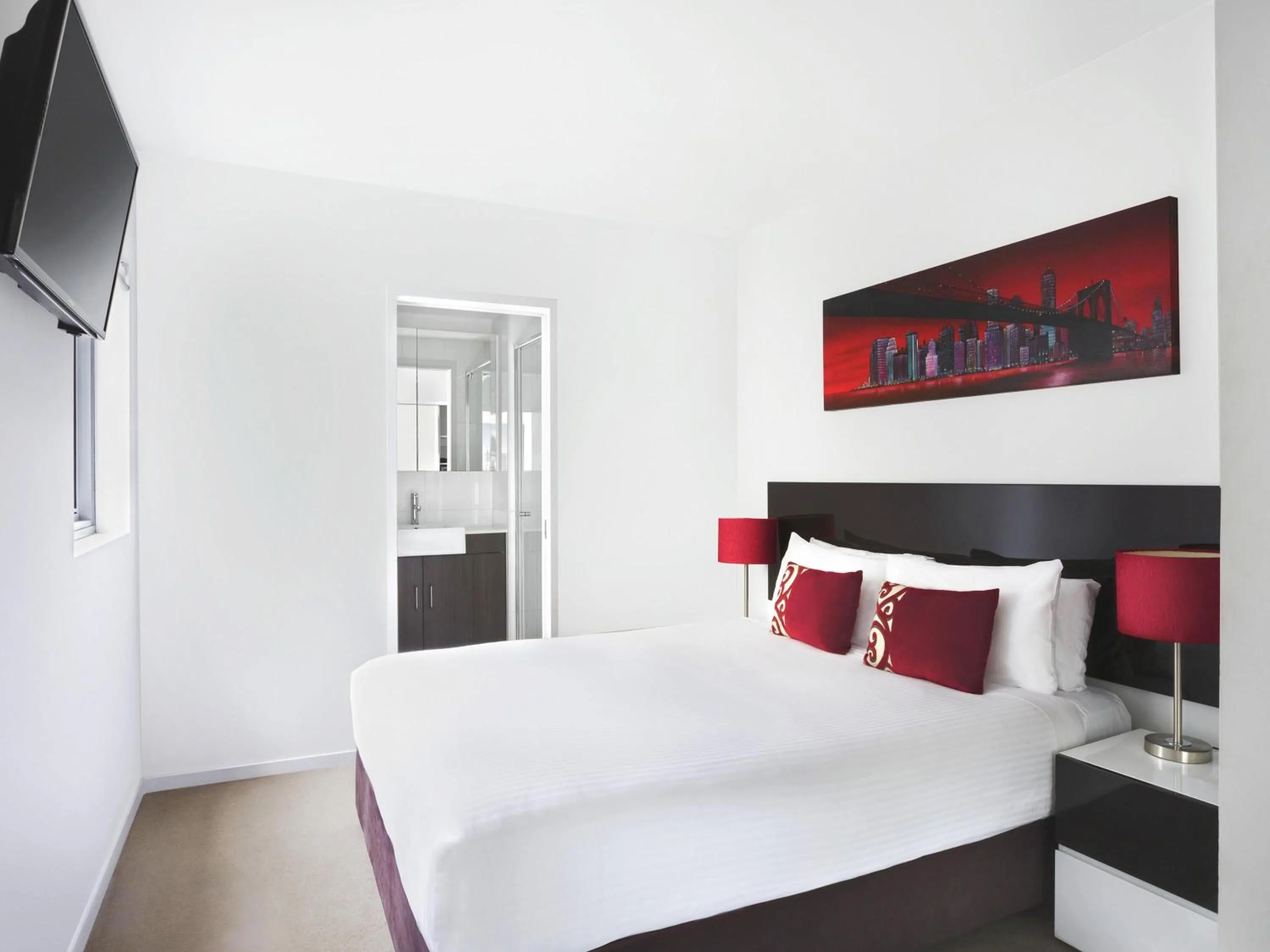 Bedroom, Bed in Mantra Midtown