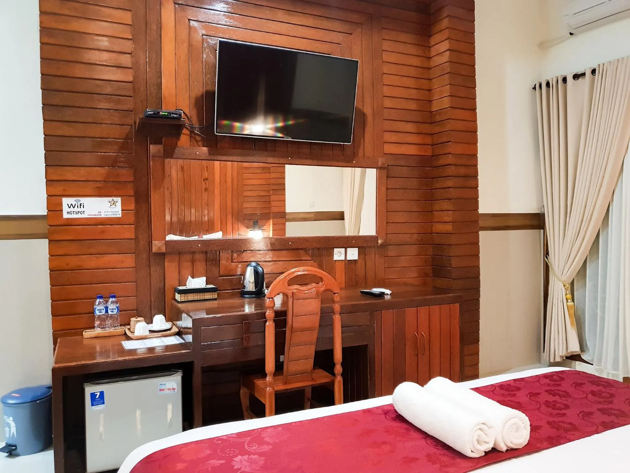 Patio, Bed in Ogix Cliff Paradise