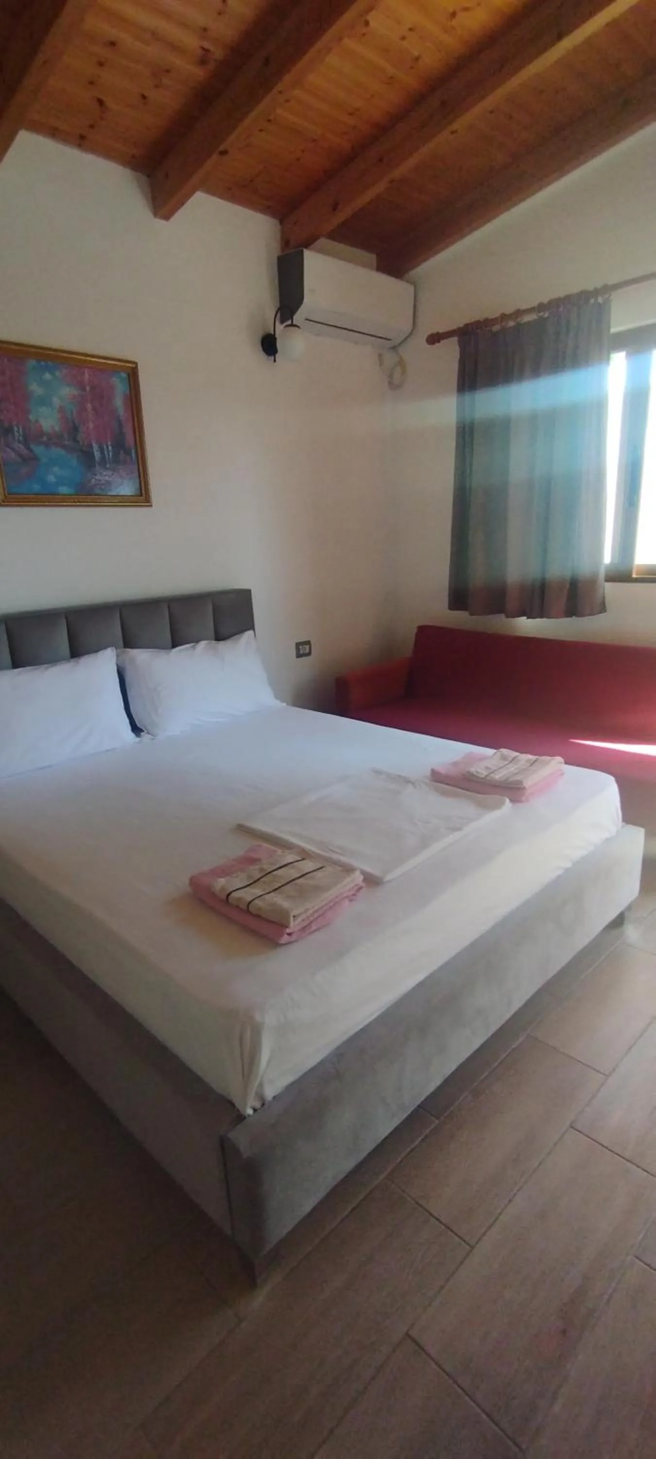 Bed in Ksamil holiday