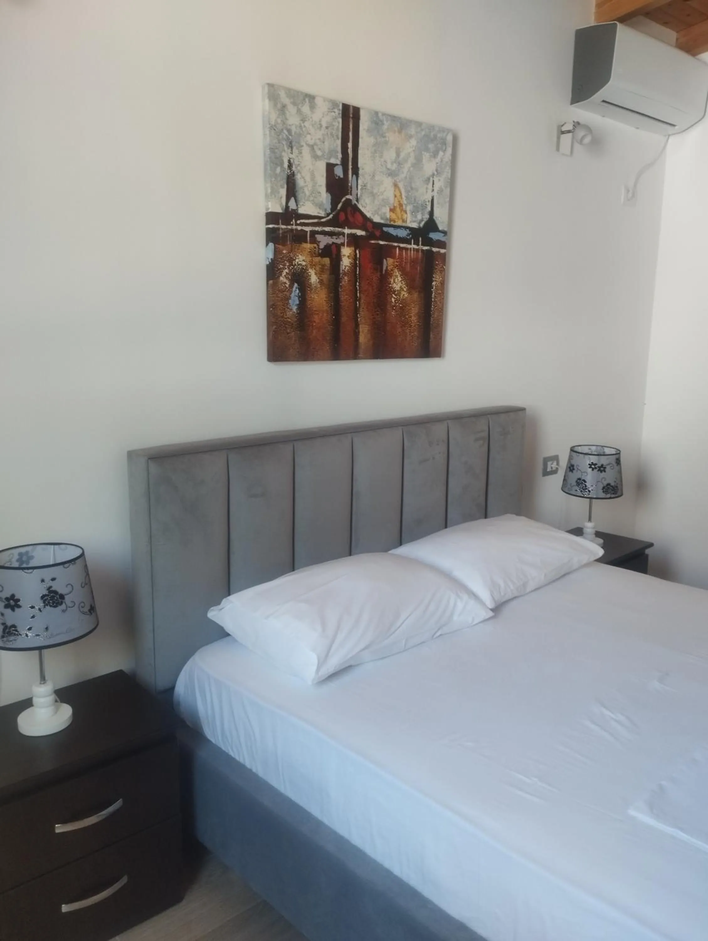 Bed in Ksamil holiday