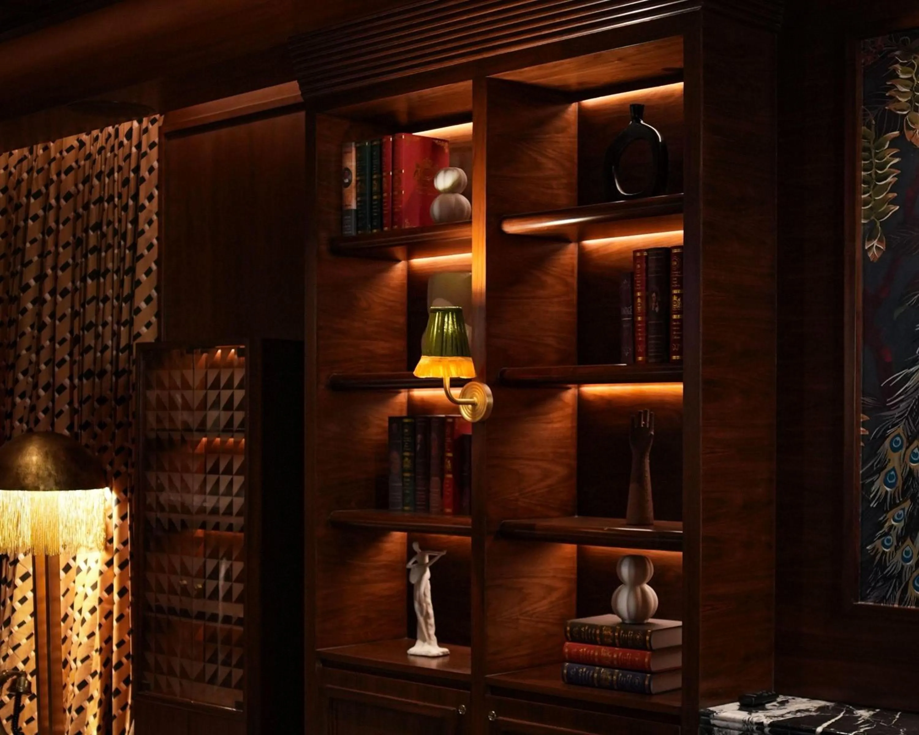 Restaurant/places to eat in Hyatt Centric Sector17 Chandigarh