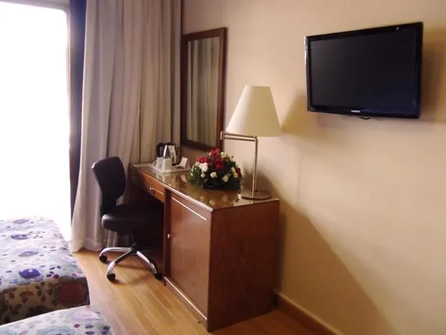 Day, Bed in Orient Prince Hotel