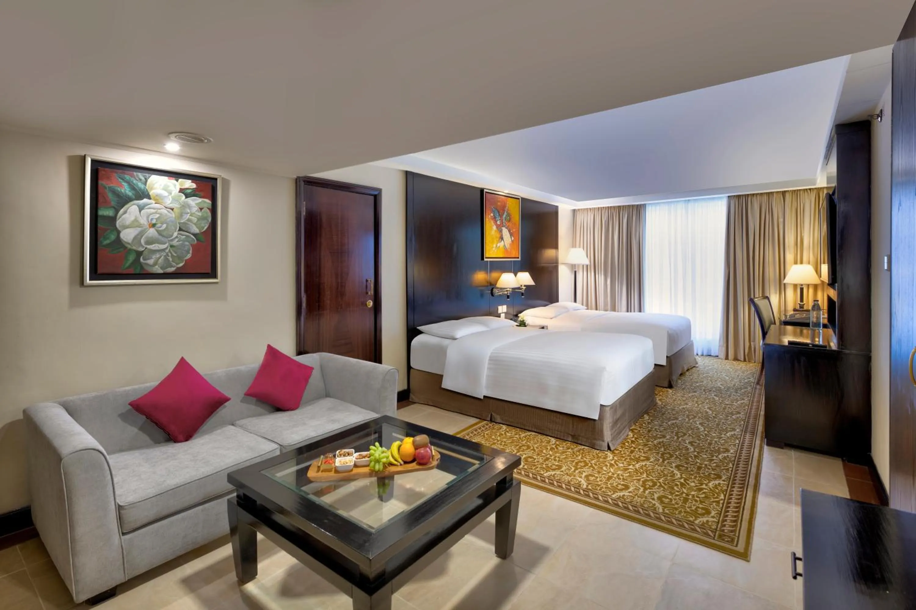 Bed in Islamabad Marriott Hotel