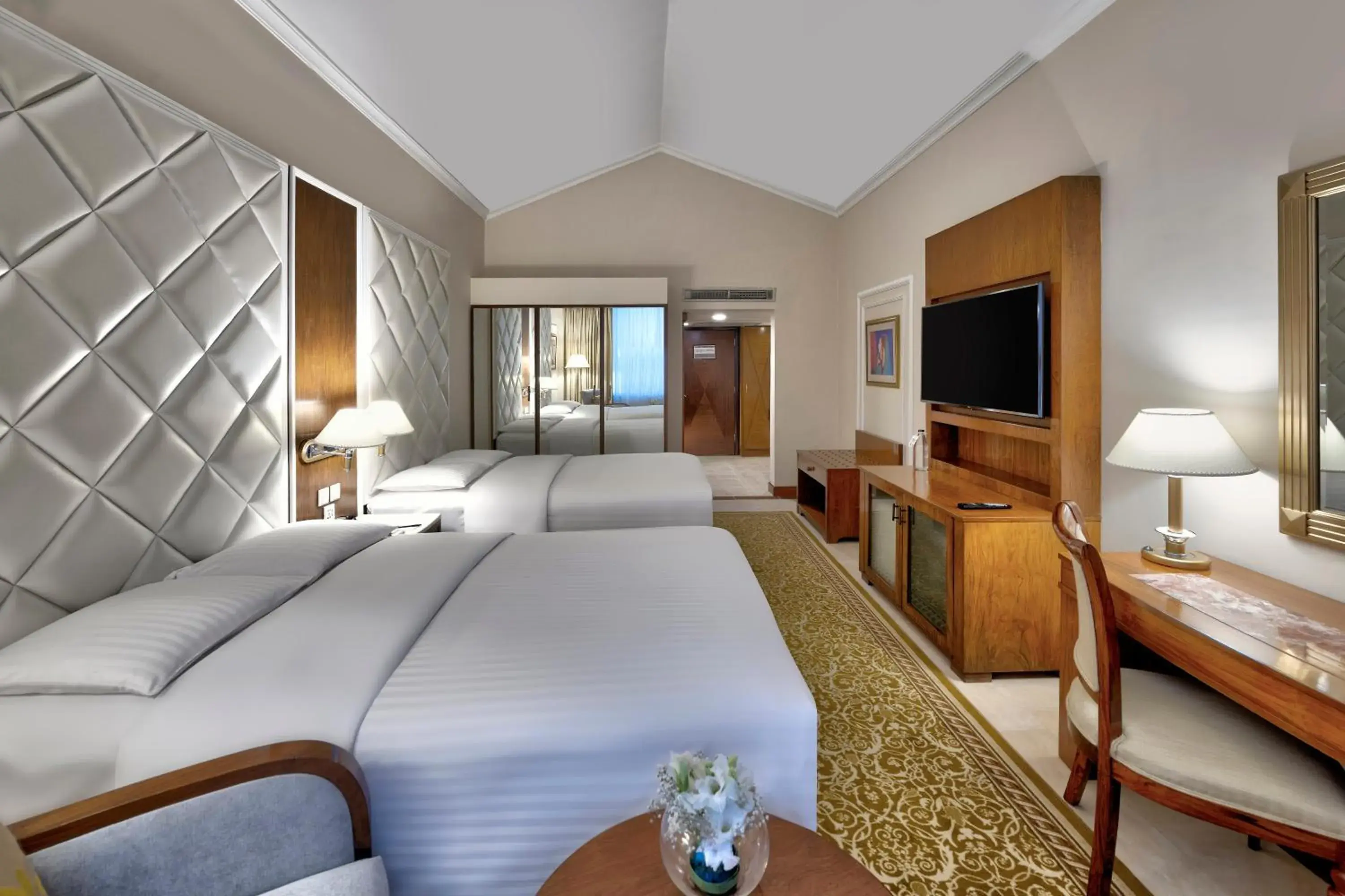 Executive Twin Room, 2 Twin/Single Bed(s) in Islamabad Marriott Hotel Executive Twin Room, 2 Twin/Single Bed(s) in Islamabad Marriott Hotel