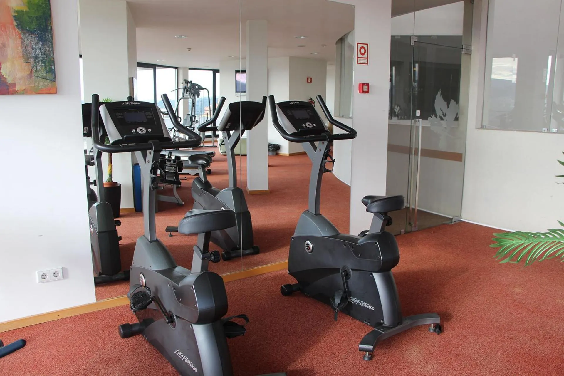 Fitness centre/facilities in Paredes Hotel Apartamento