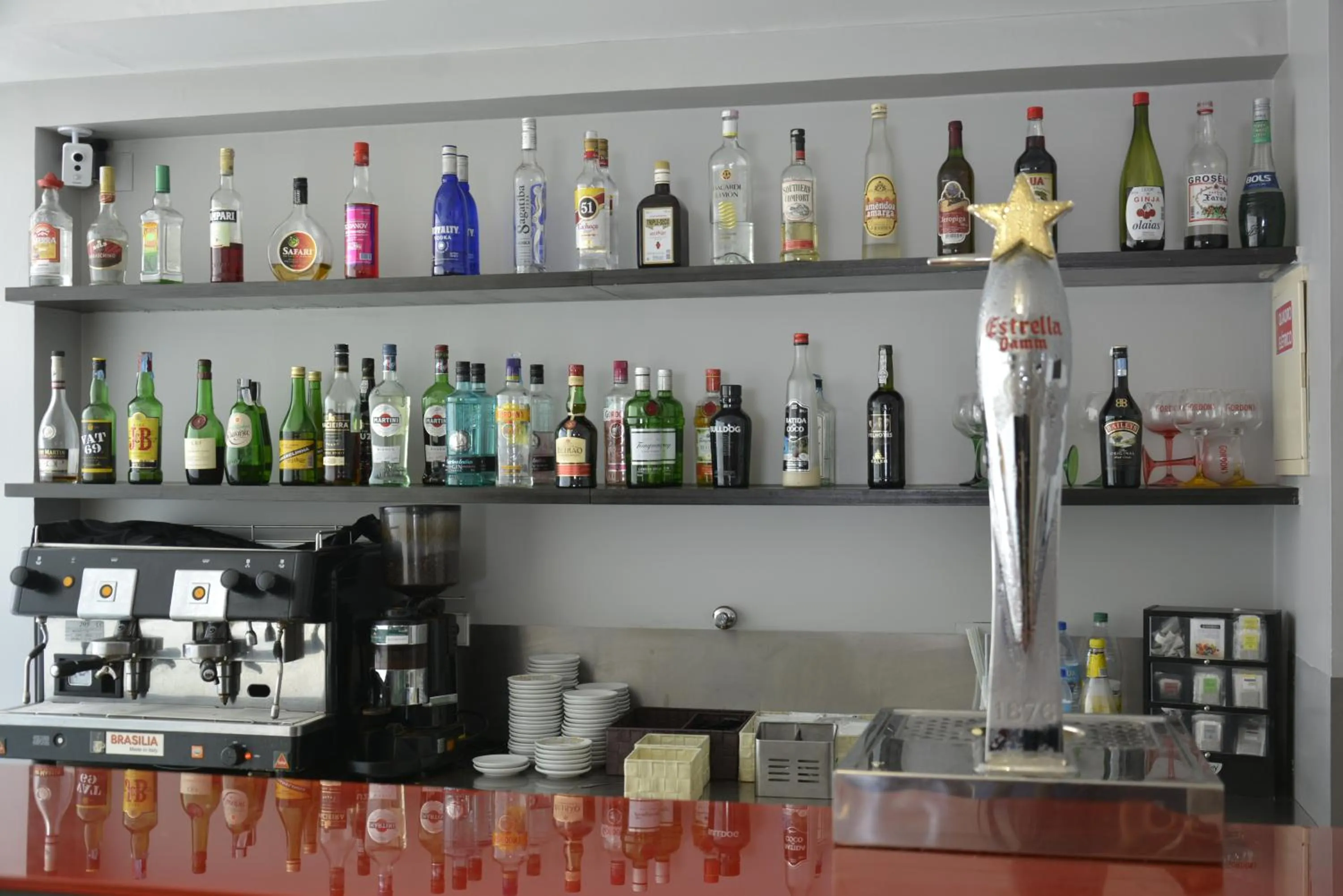 Lounge or bar in Paredes Hotel Apartamento