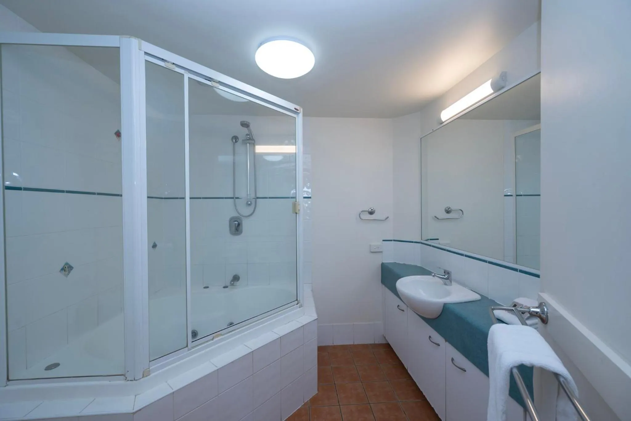 Shower in Endless Summer Resort