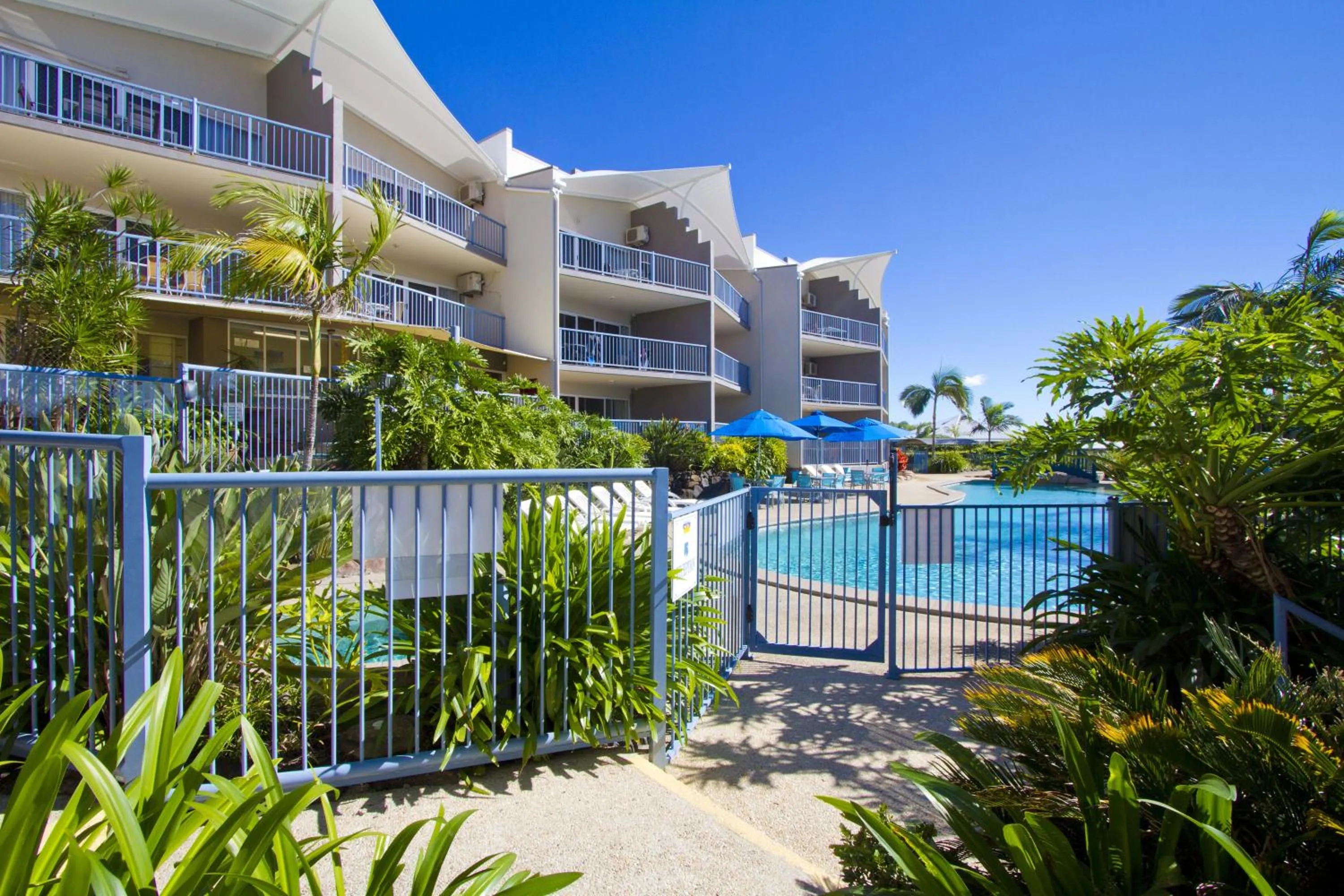 Facade/entrance in Endless Summer Resort