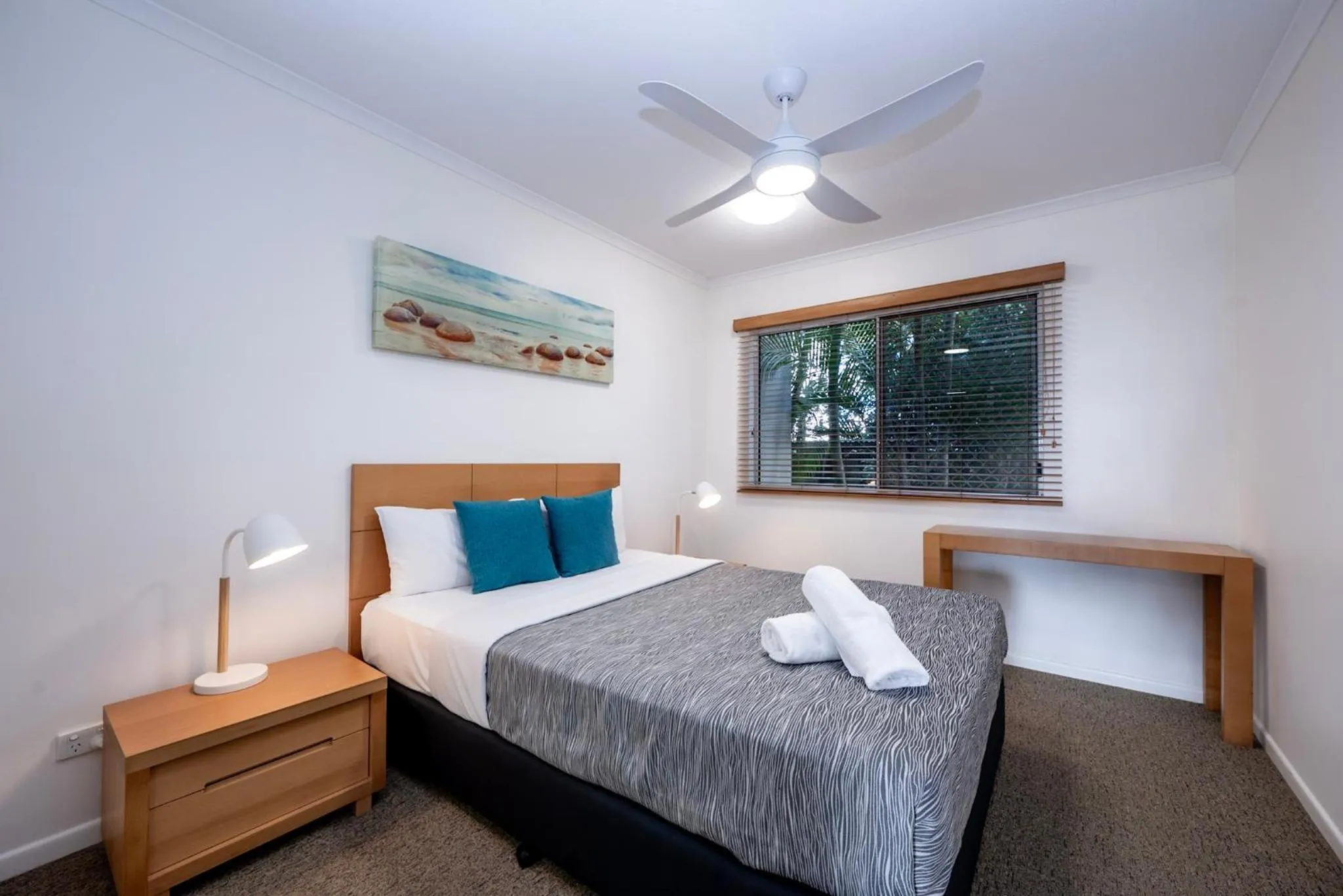 Bedroom, Bed in Endless Summer Resort