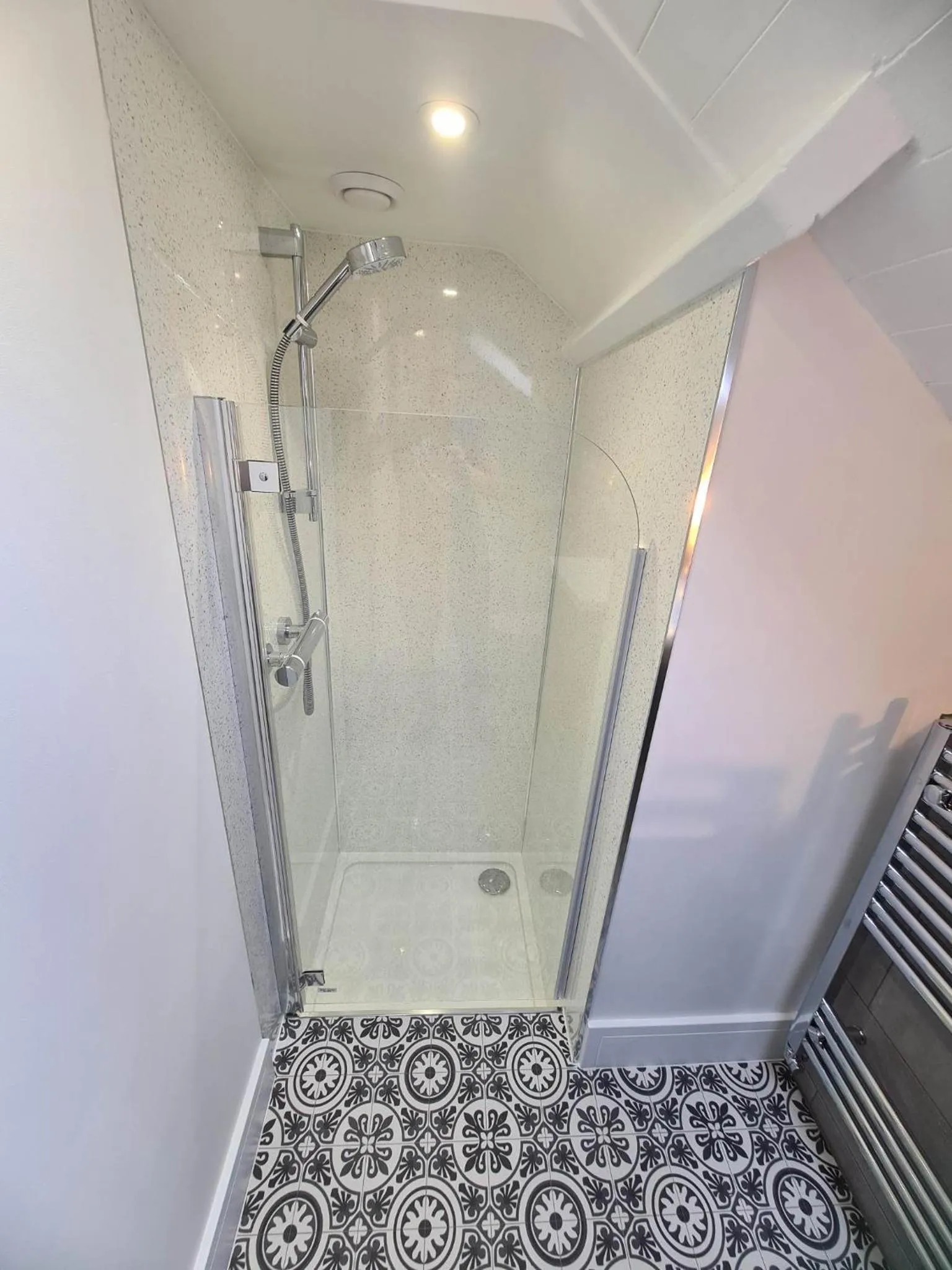 Bathroom in Saltwater