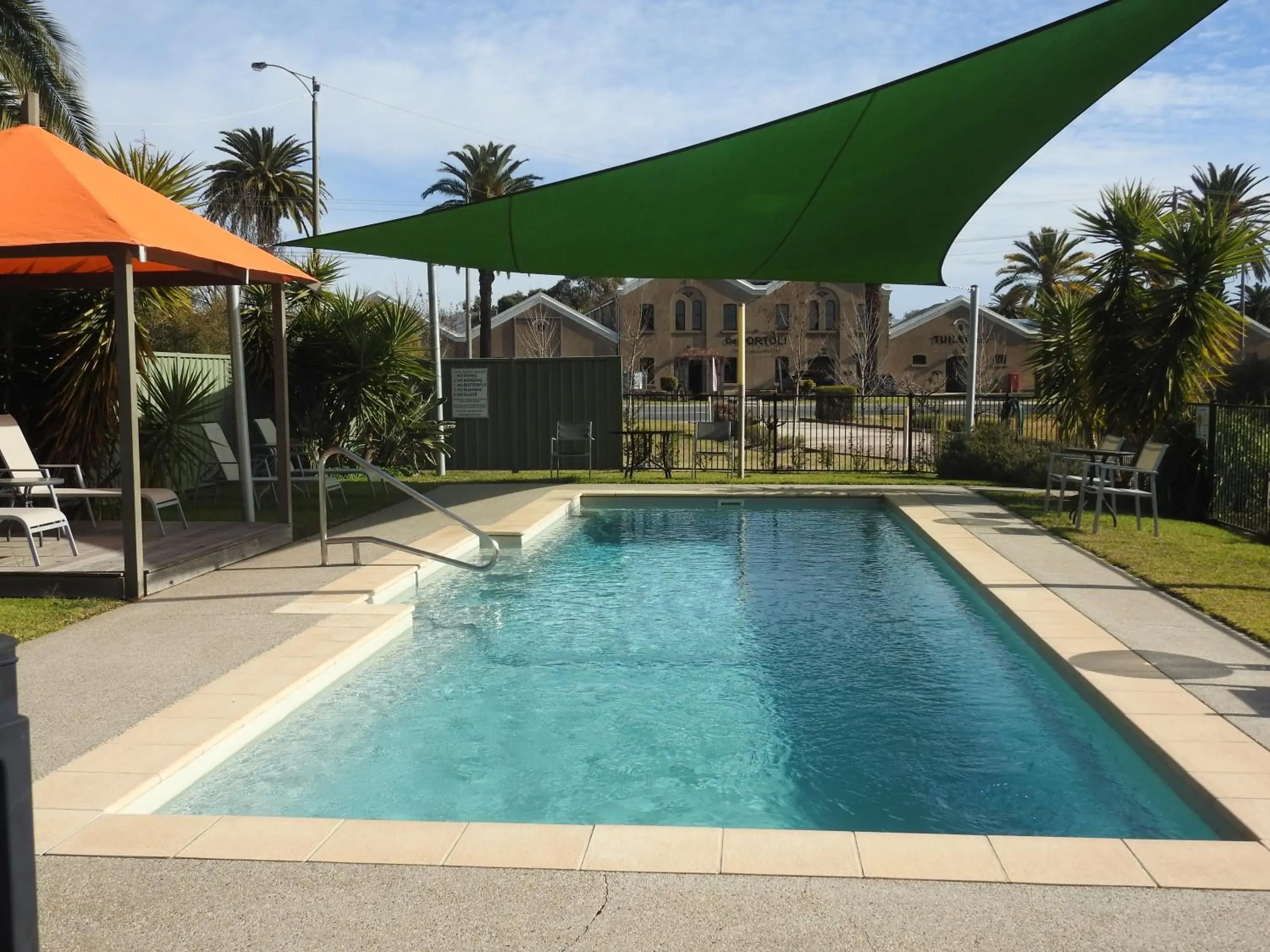 Wine Village Motor Inn Wine Village Motor Inn