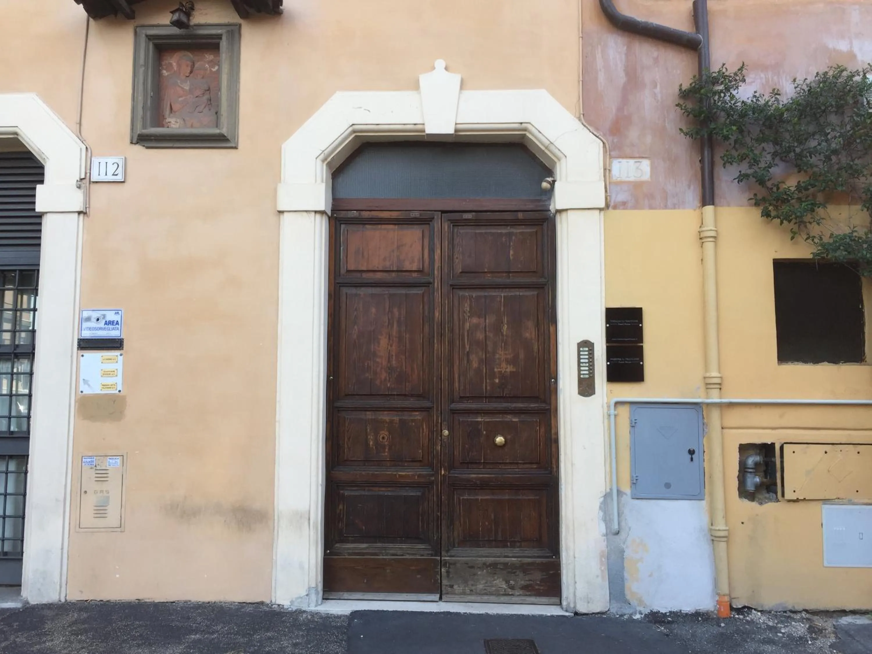 Property building in Livia B&B - Trastevere