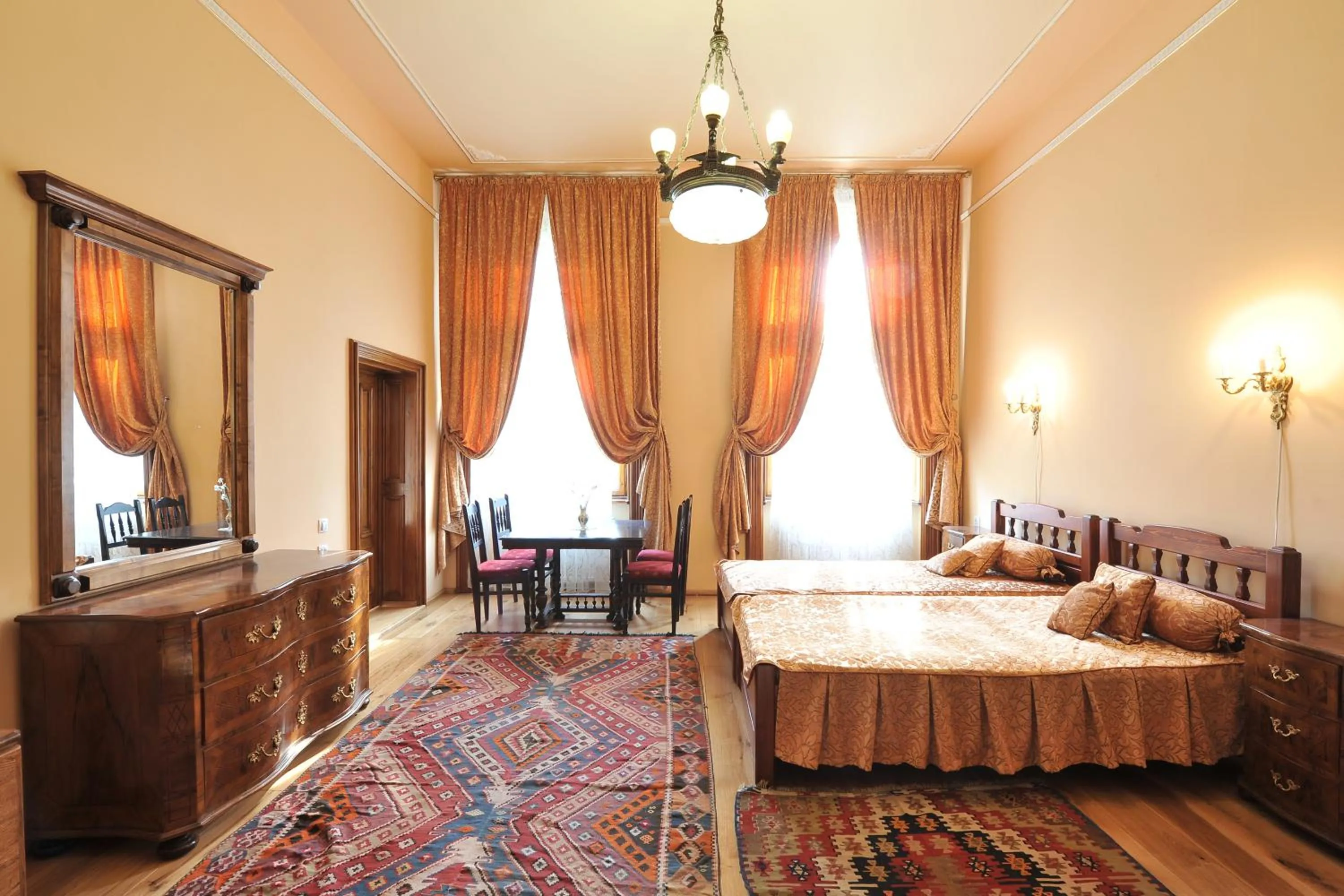 Bedroom in Conac Polizu