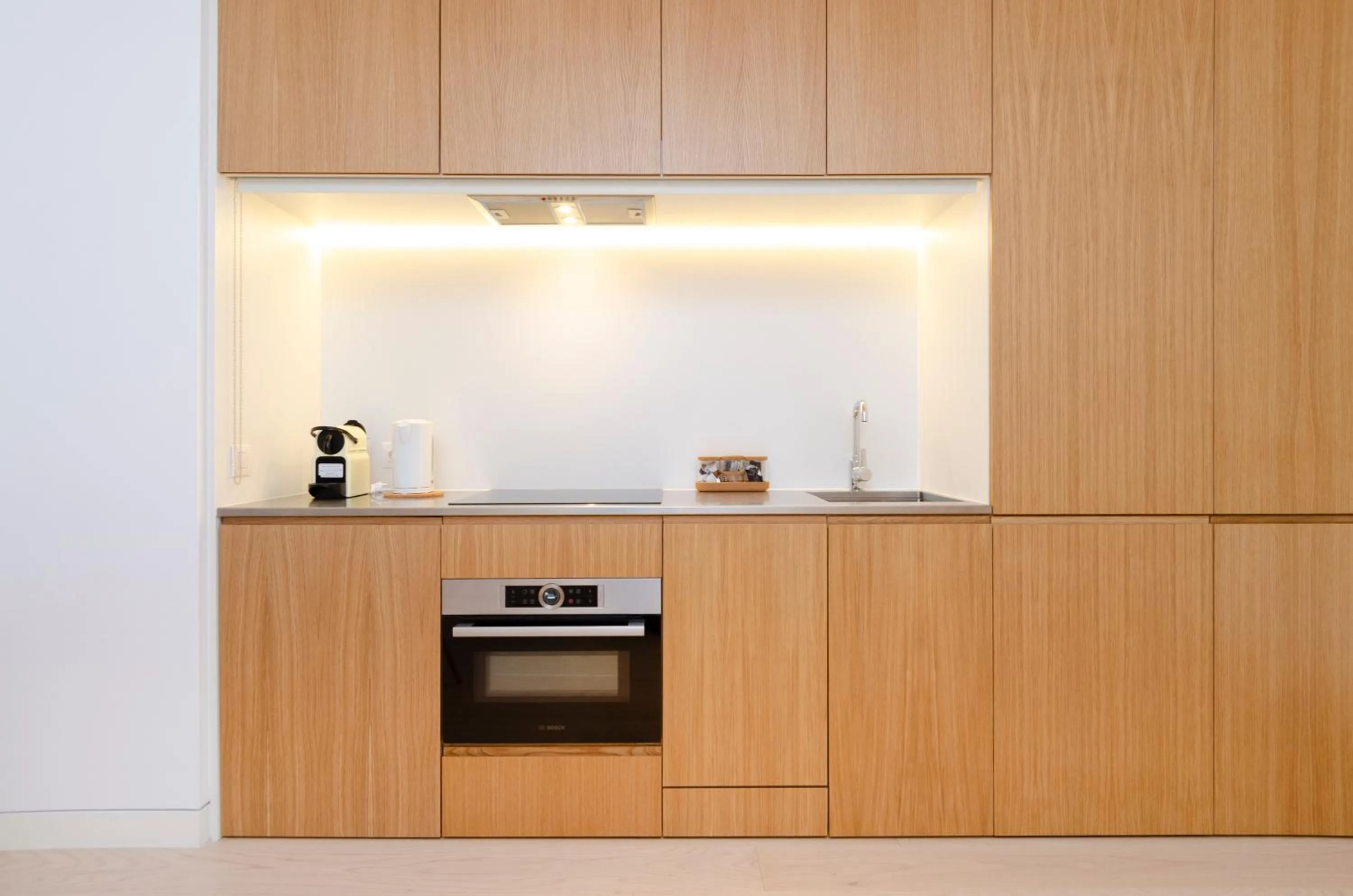 Kitchen or kitchenette in Hoom Apartments Juan Bravo