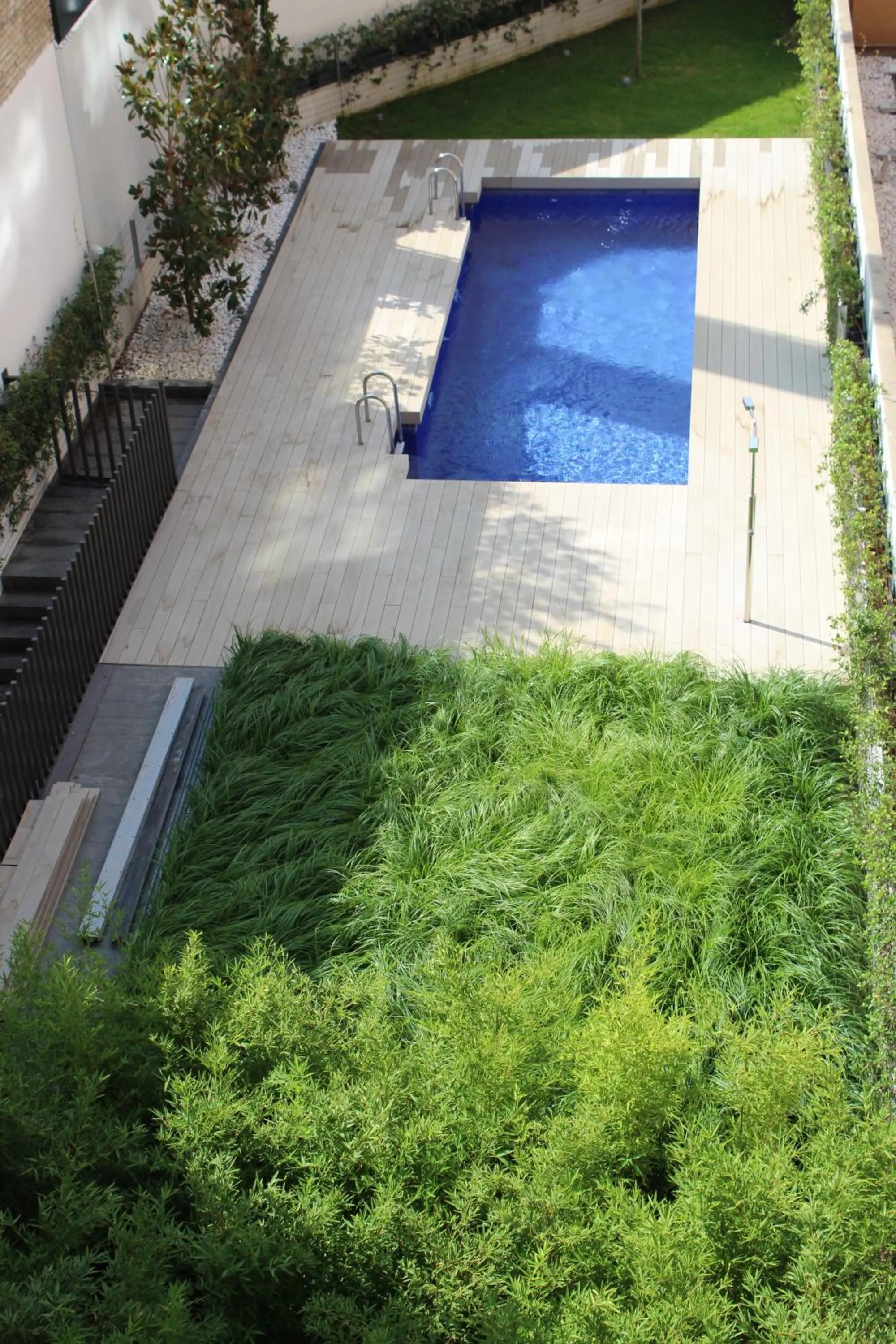 Garden view in Hoom Apartments Juan Bravo