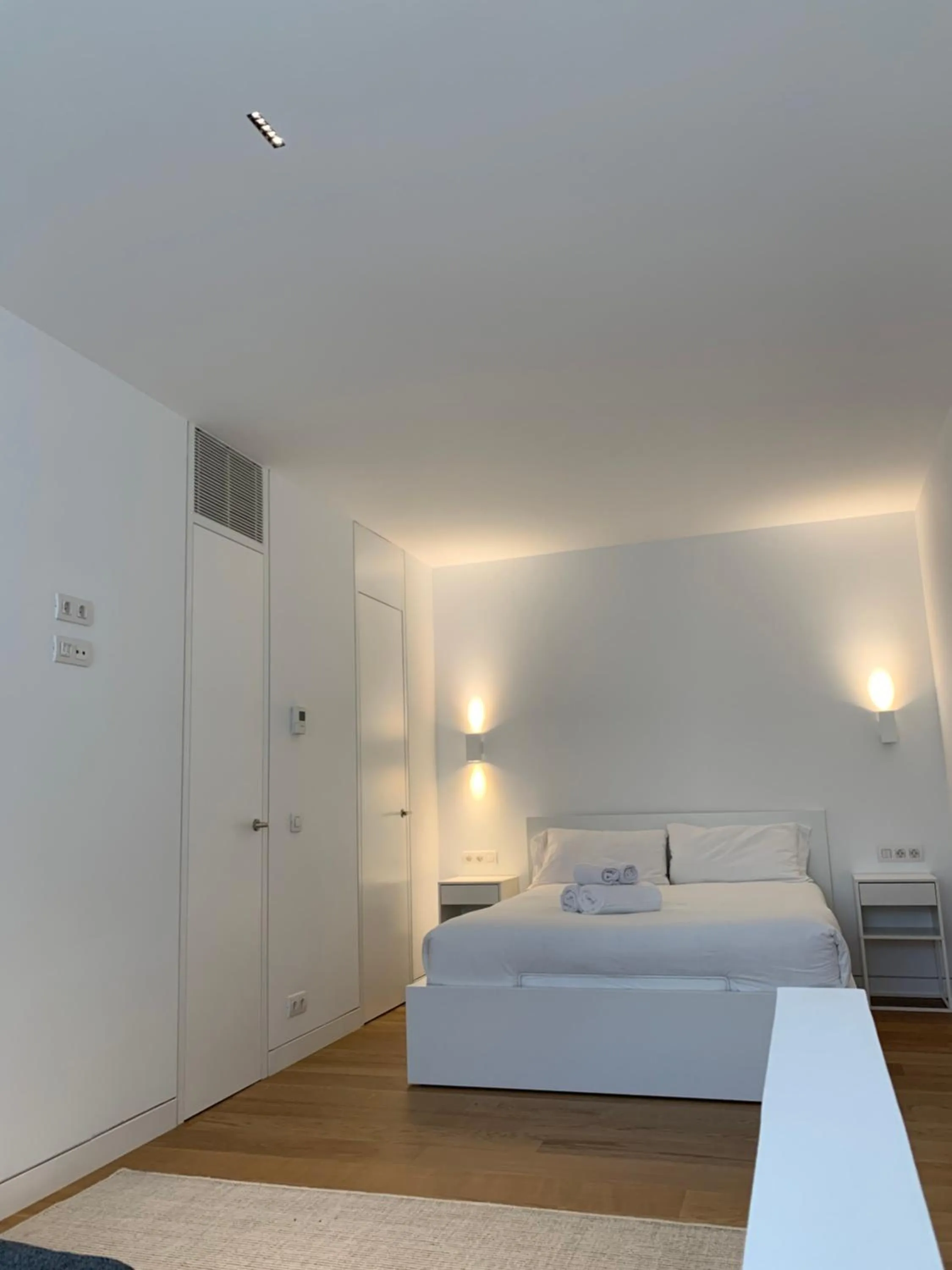 Bed in Hoom Apartments Juan Bravo