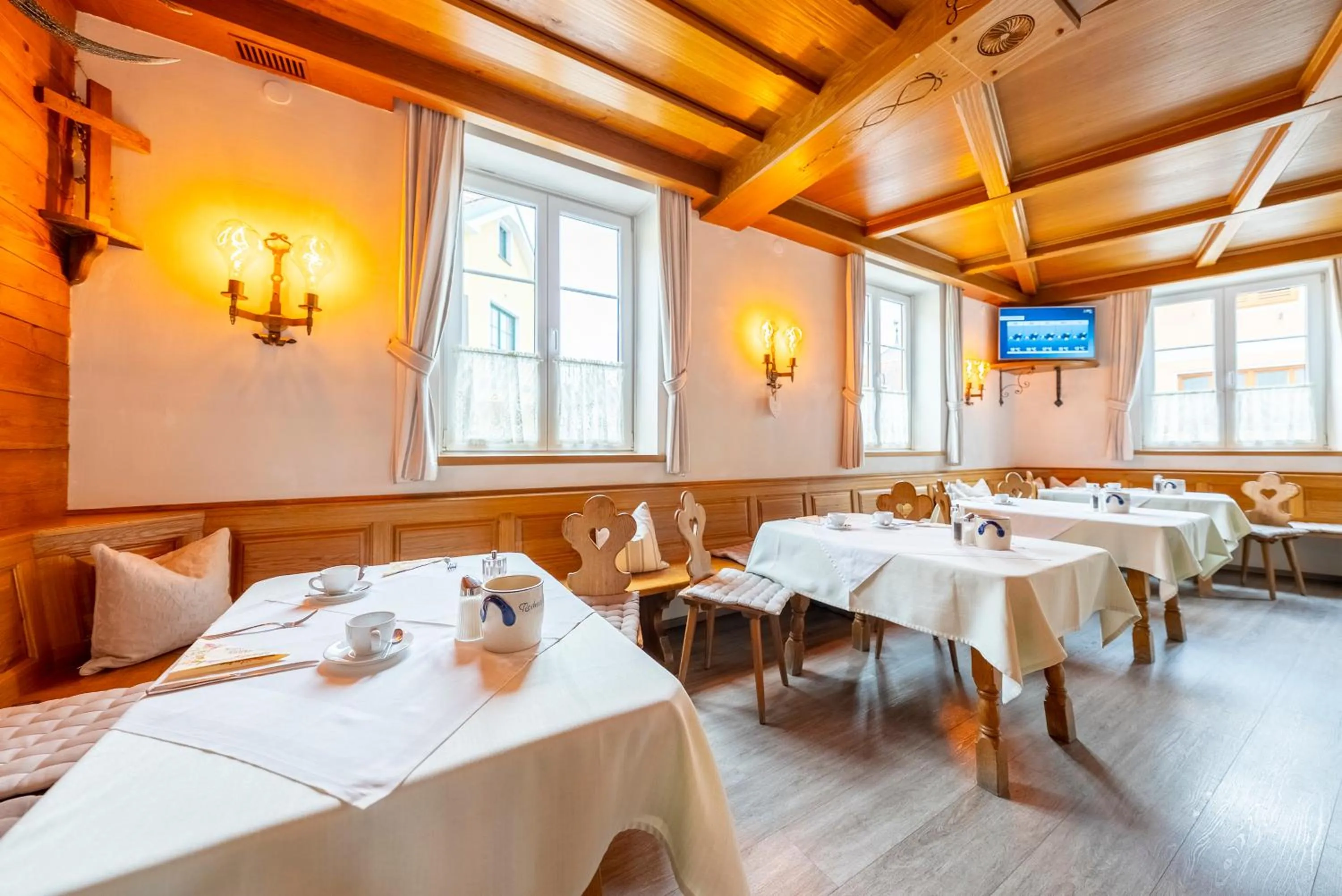 Dining area in Hotel Krug