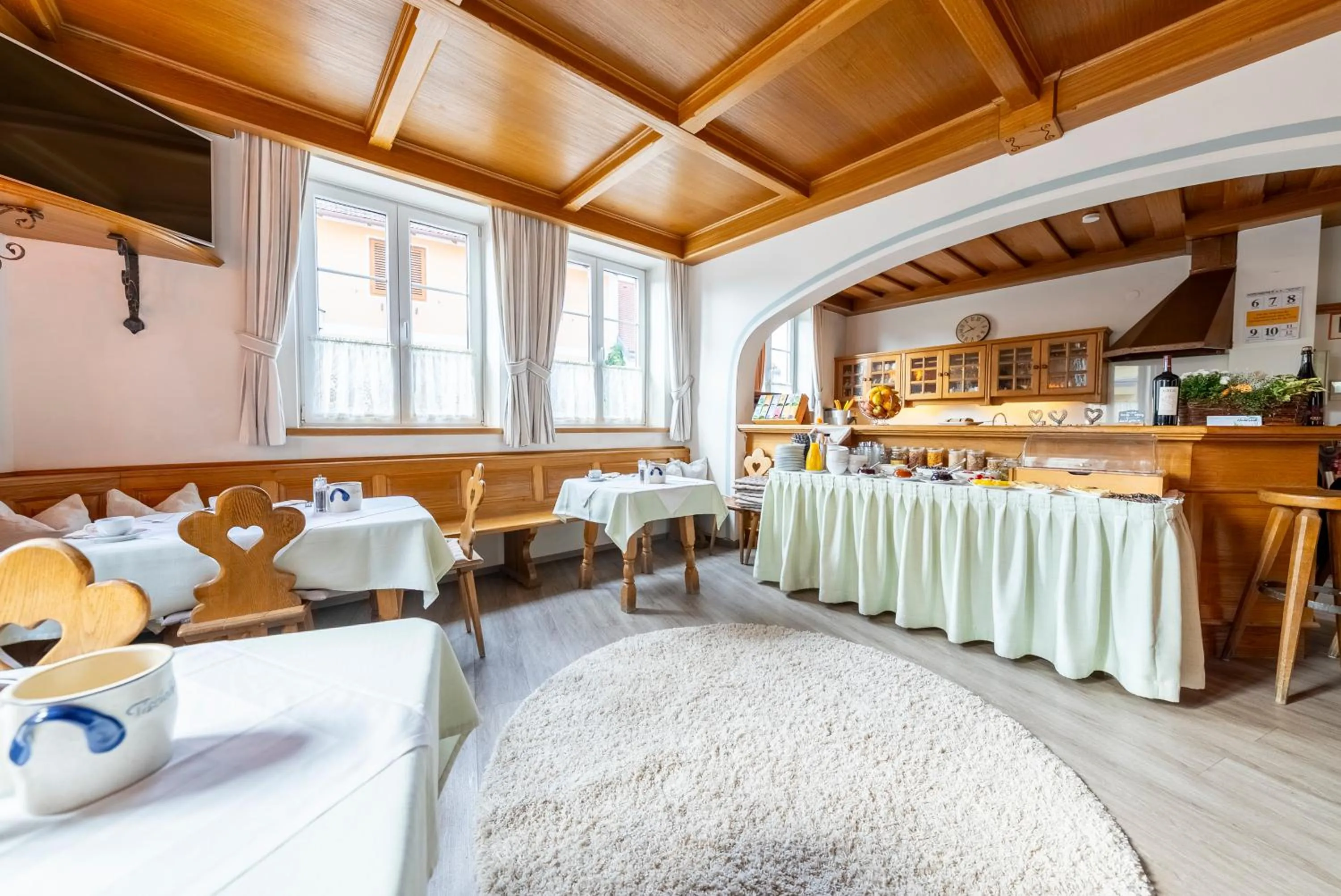 Restaurant/places to eat in Hotel Krug